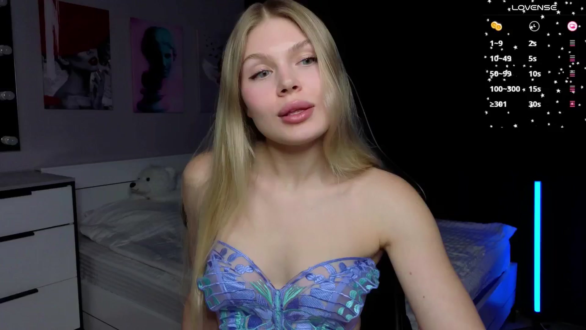 Gallery image thumbnail from Effie_Cute's myfreecams stream on, 11/28/2025, 10:40 image 5 of 20