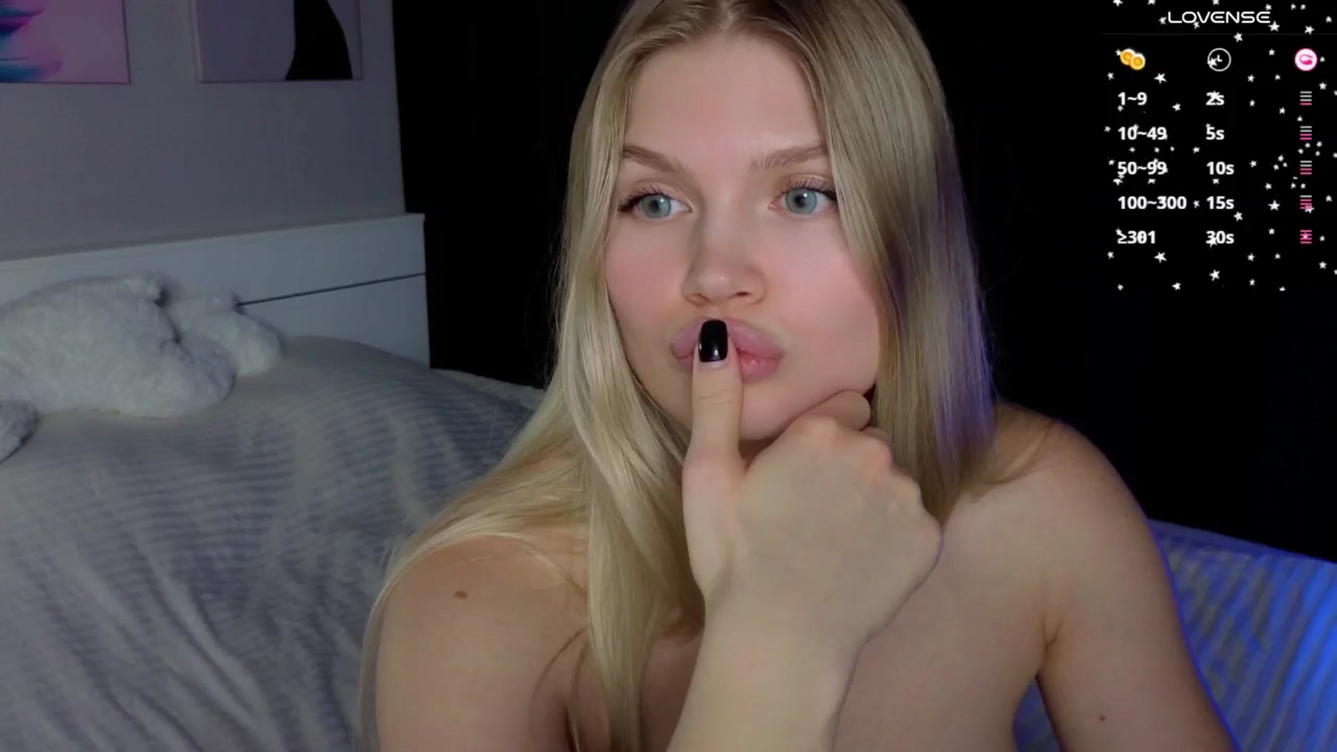 Gallery image thumbnail from Effie_Cute's myfreecams stream on, 12/05/2025, 12:33 image 19 of 20