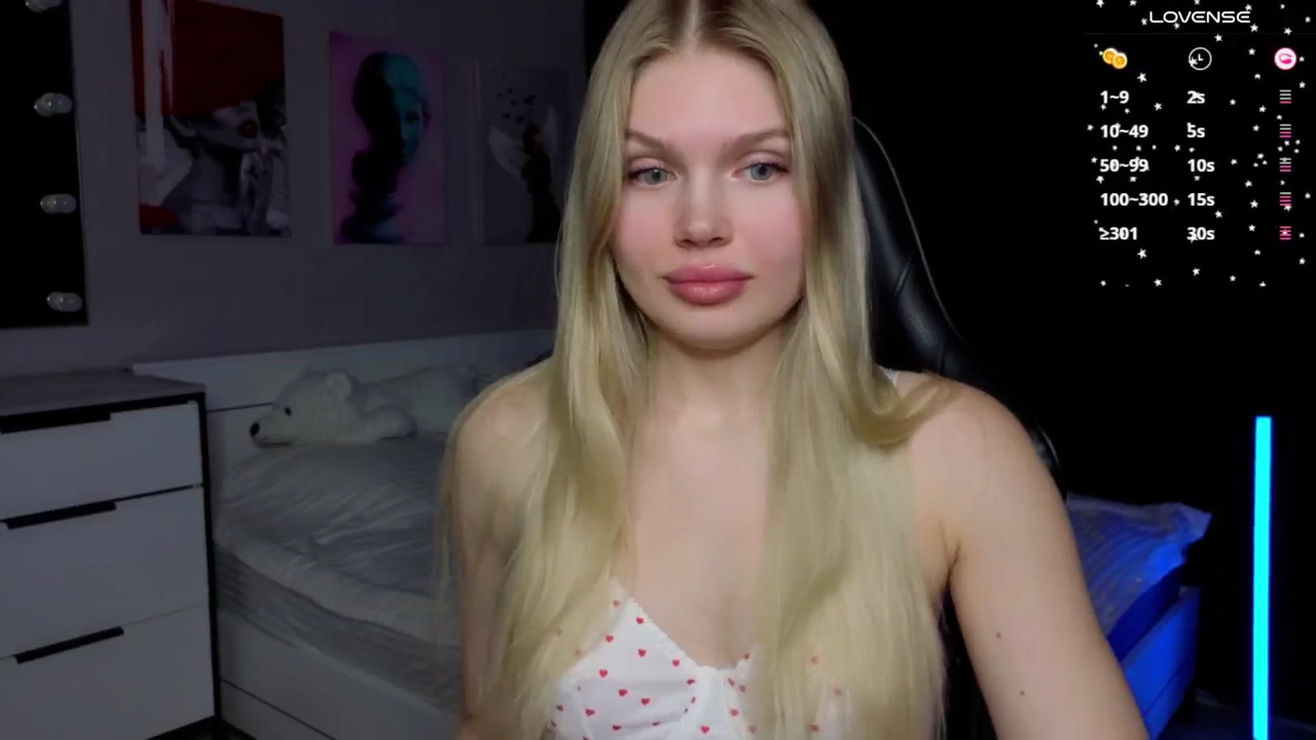 Gallery image thumbnail from Effie_Cute's myfreecams stream on, 12/08/2025, 15:26 image 4 of 20