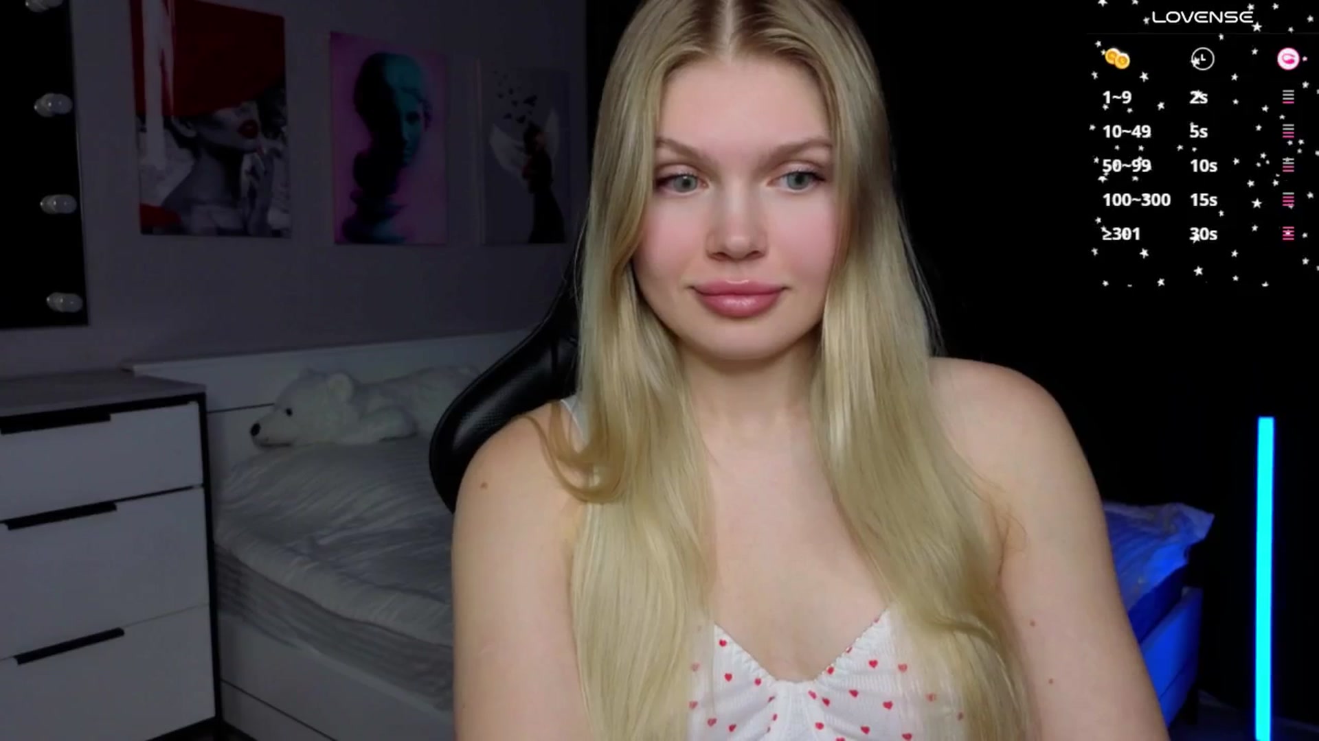Gallery image thumbnail from Effie_Cute's myfreecams stream on, 12/08/2025, 15:26 image 2 of 20
