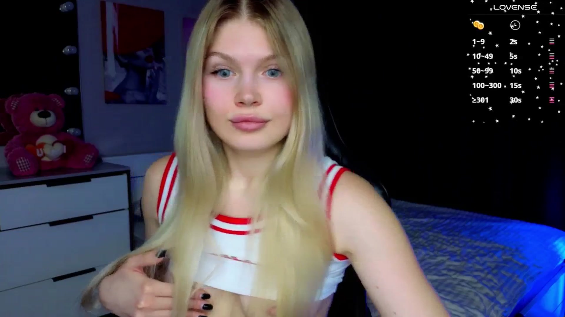 Gallery image thumbnail from Effie_Cute's myfreecams stream on, 12/18/2025, 06:40 image 15 of 20