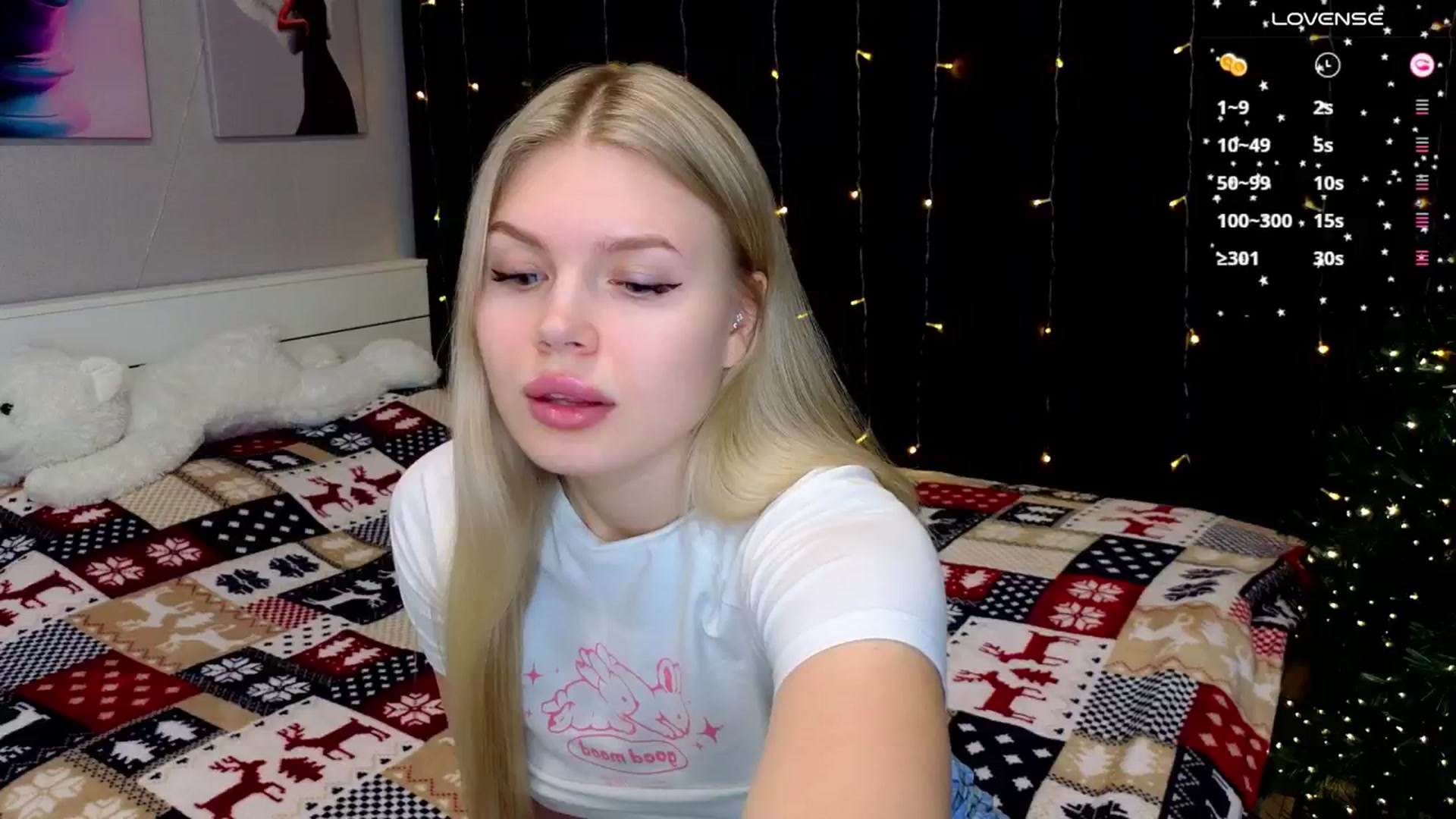 Gallery image thumbnail from Effie_Cute's myfreecams stream on, 12/28/2025, 08:50 image 4 of 20