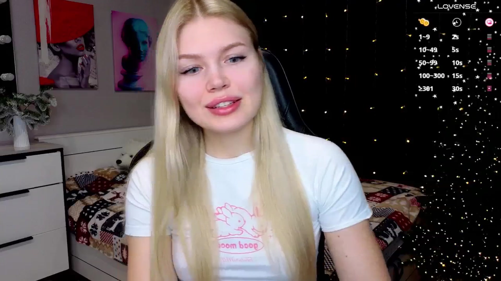 Gallery image thumbnail from Effie_Cute's myfreecams stream on, 12/28/2025, 14:31 image 3 of 20