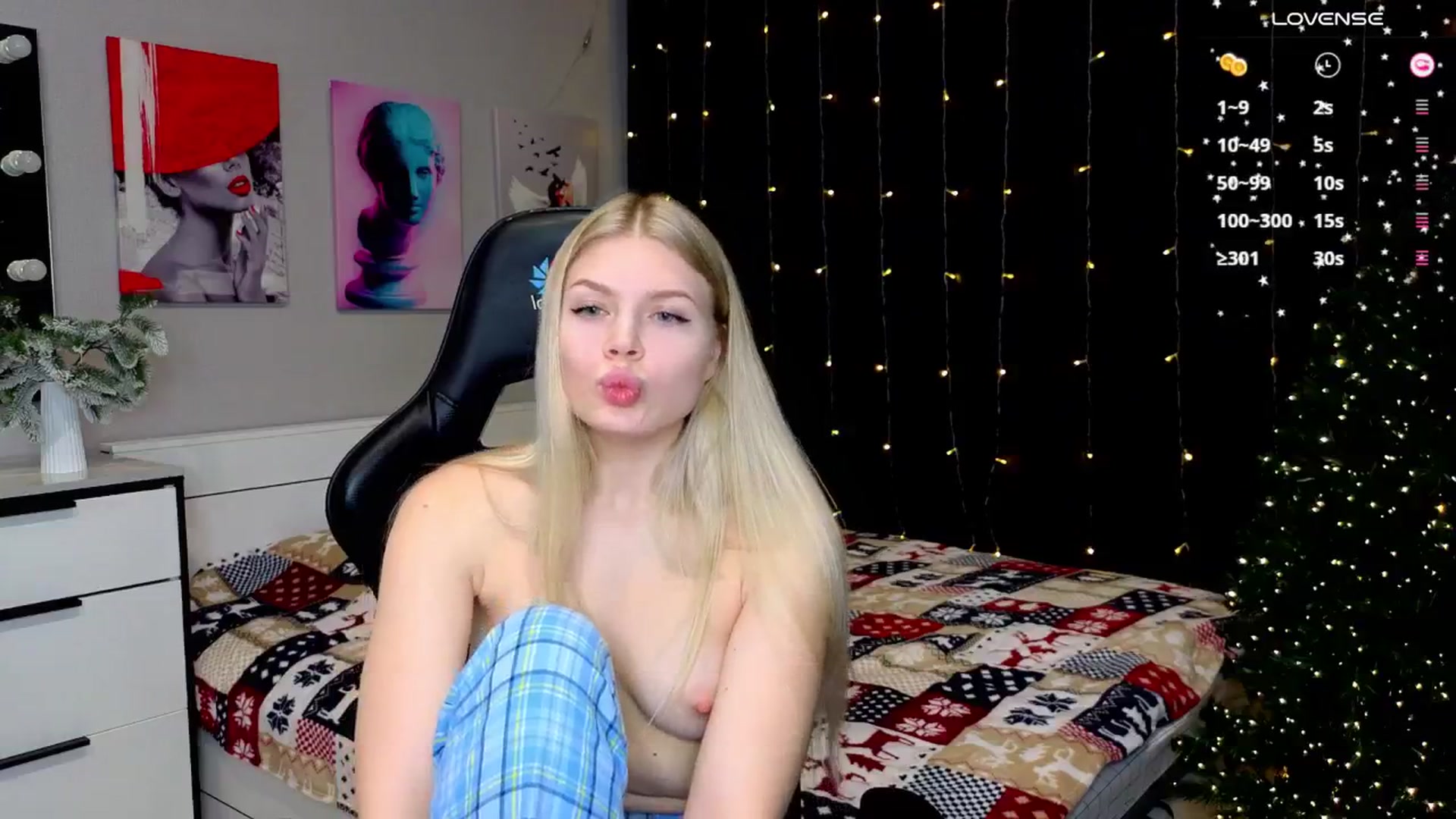 Gallery image thumbnail from Effie_Cute's myfreecams stream on, 12/28/2025, 14:31 image 18 of 20