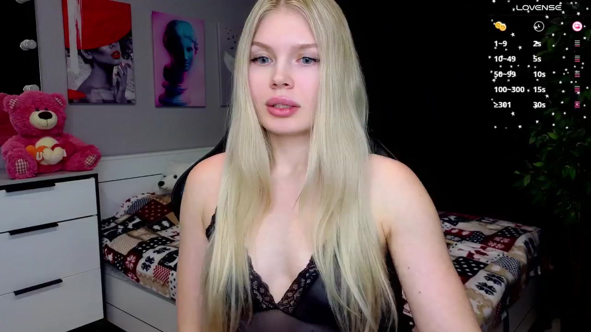 Gallery image thumbnail from Effie_Cute's myfreecams stream on, 01/06/2026, 15:36 image 4 of 20