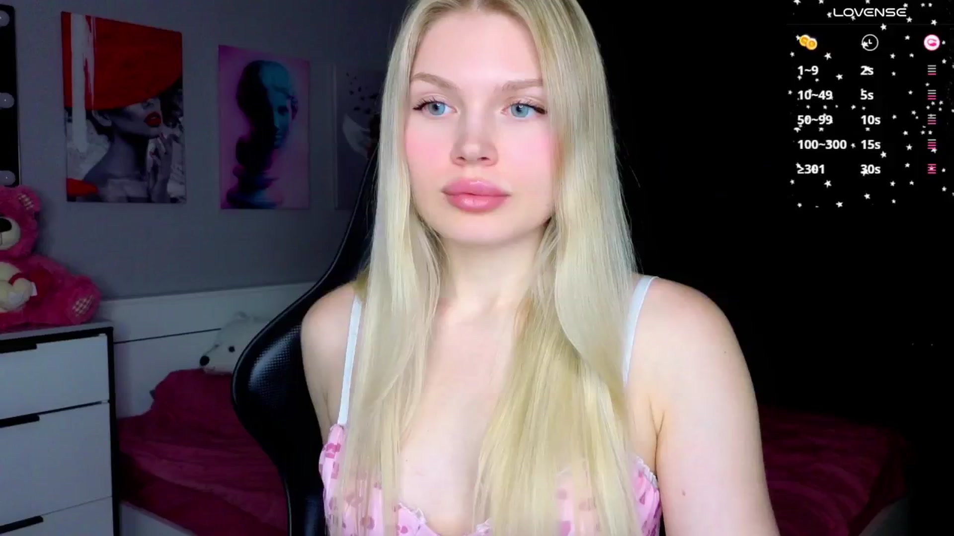 Gallery image thumbnail from Effie_Cute's myfreecams stream on, 02/03/2026, 10:07 image 11 of 20