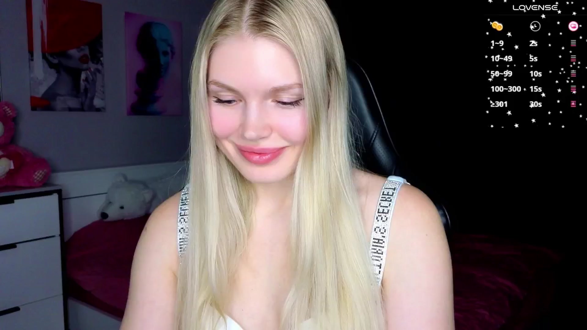 Gallery image thumbnail from Effie_Cute's myfreecams stream on, 02/04/2026, 15:07 image 6 of 20