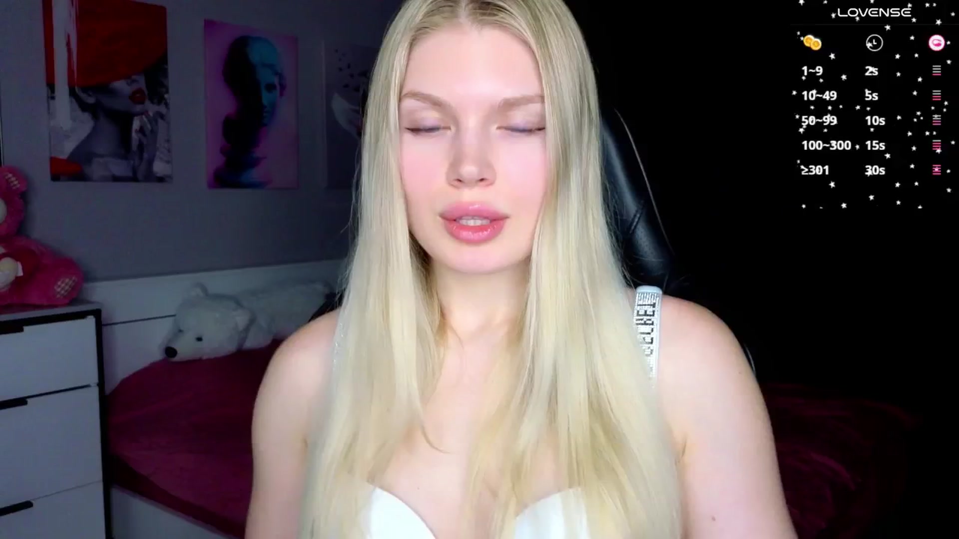 Gallery image thumbnail from Effie_Cute's myfreecams stream on, 02/04/2026, 15:07 image 9 of 20