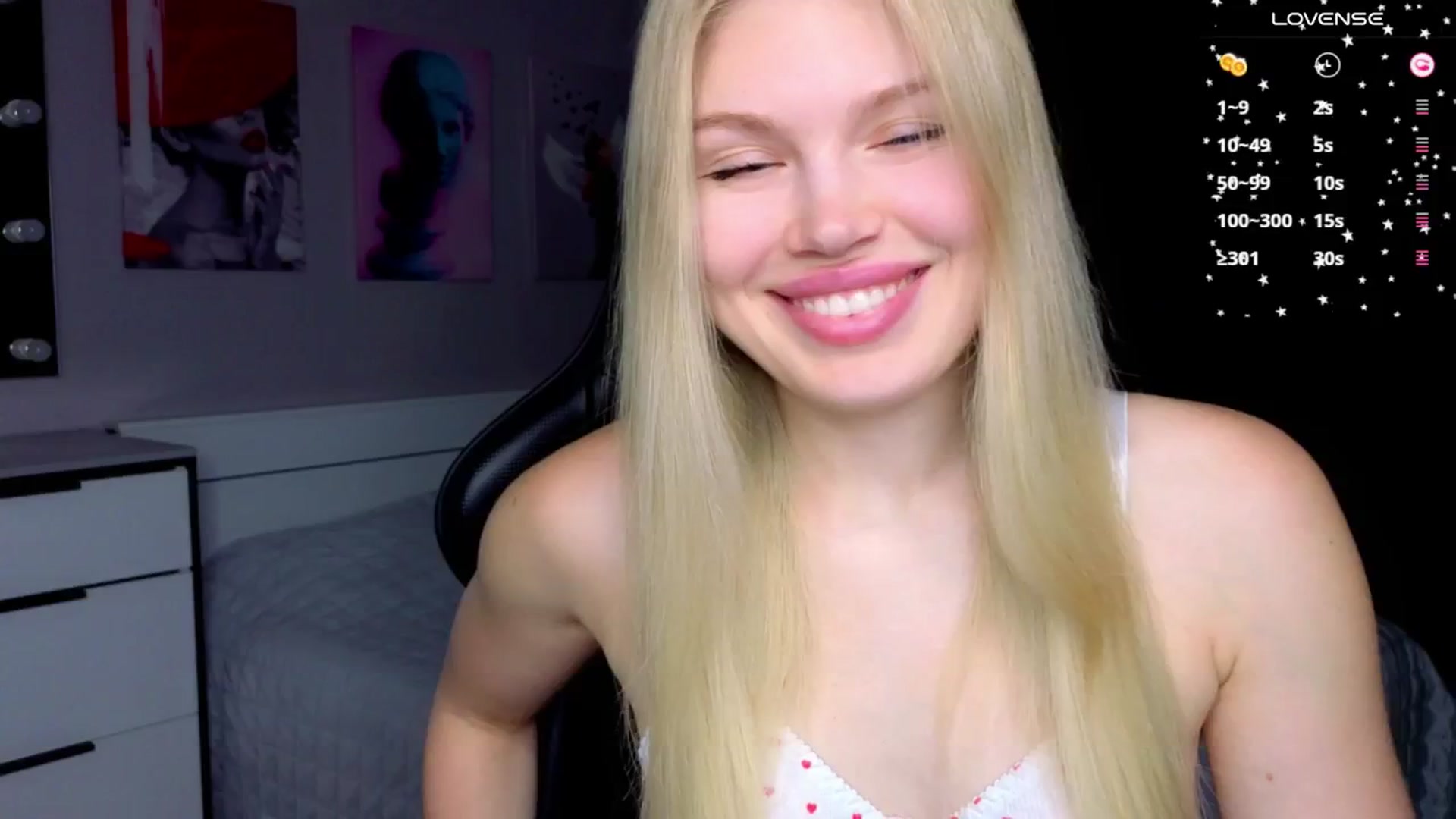 Gallery image thumbnail from Effie_Cute's myfreecams stream on, 03/21/2026, 08:20 image 1 of 20