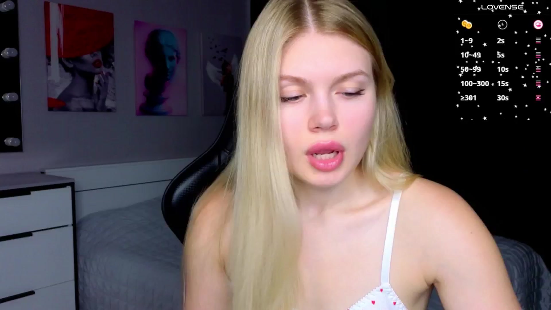 Gallery image thumbnail from Effie_Cute's myfreecams stream on, 03/21/2026, 08:20 image 4 of 20