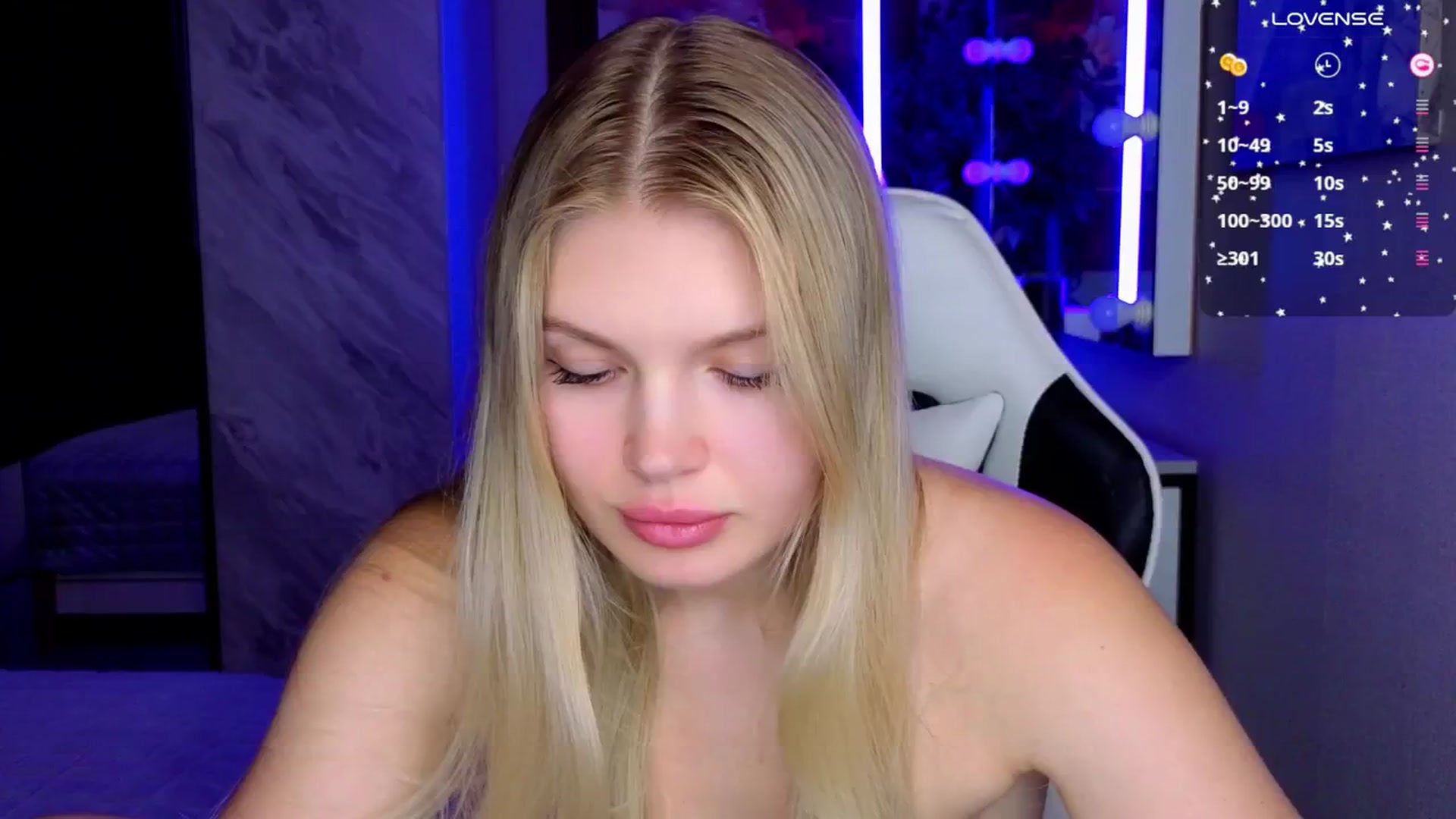 Gallery image thumbnail from Effie_Cute's myfreecams stream on, 03/26/2026, 08:22 image 11 of 20