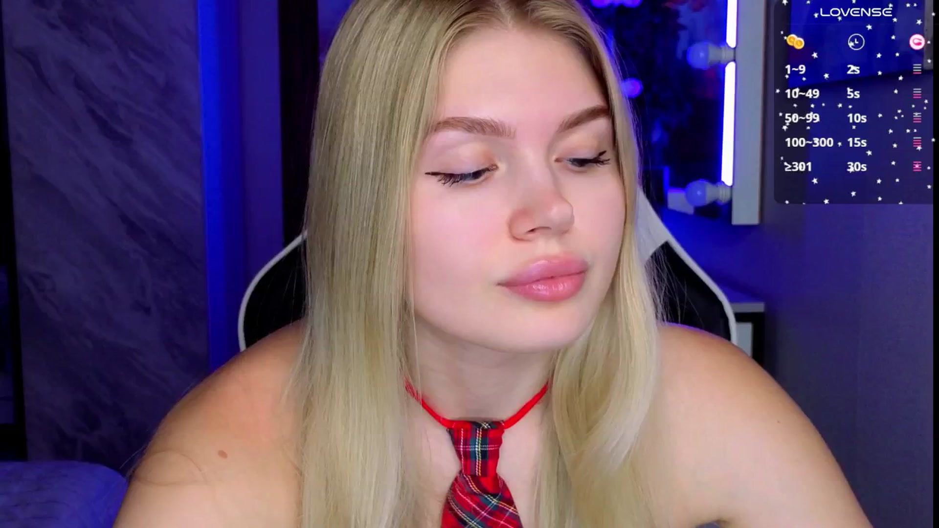 Gallery image thumbnail from Effie_Cute's myfreecams stream on, 03/27/2026, 12:40 image 14 of 20
