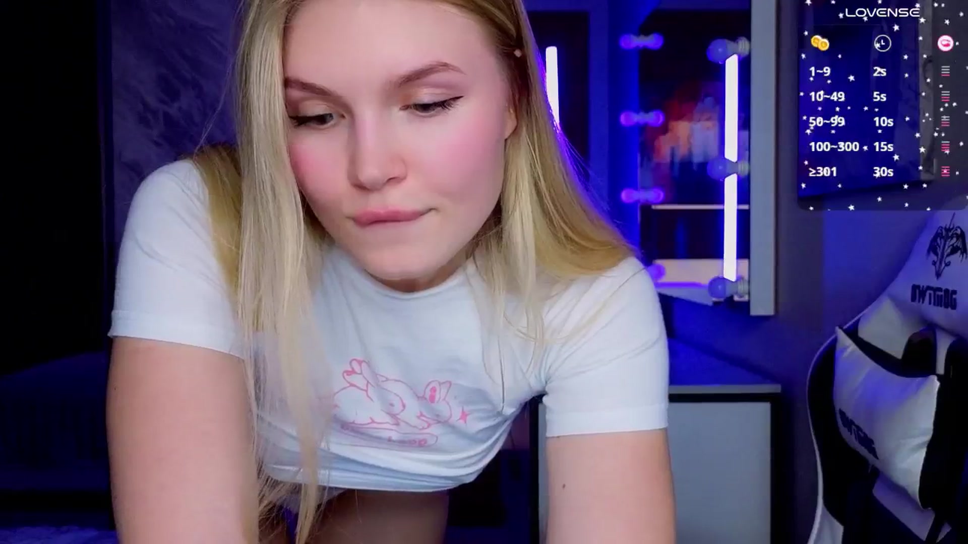 Gallery image thumbnail from Effie_Cute's myfreecams stream on, 04/04/2026, 13:06 image 8 of 20
