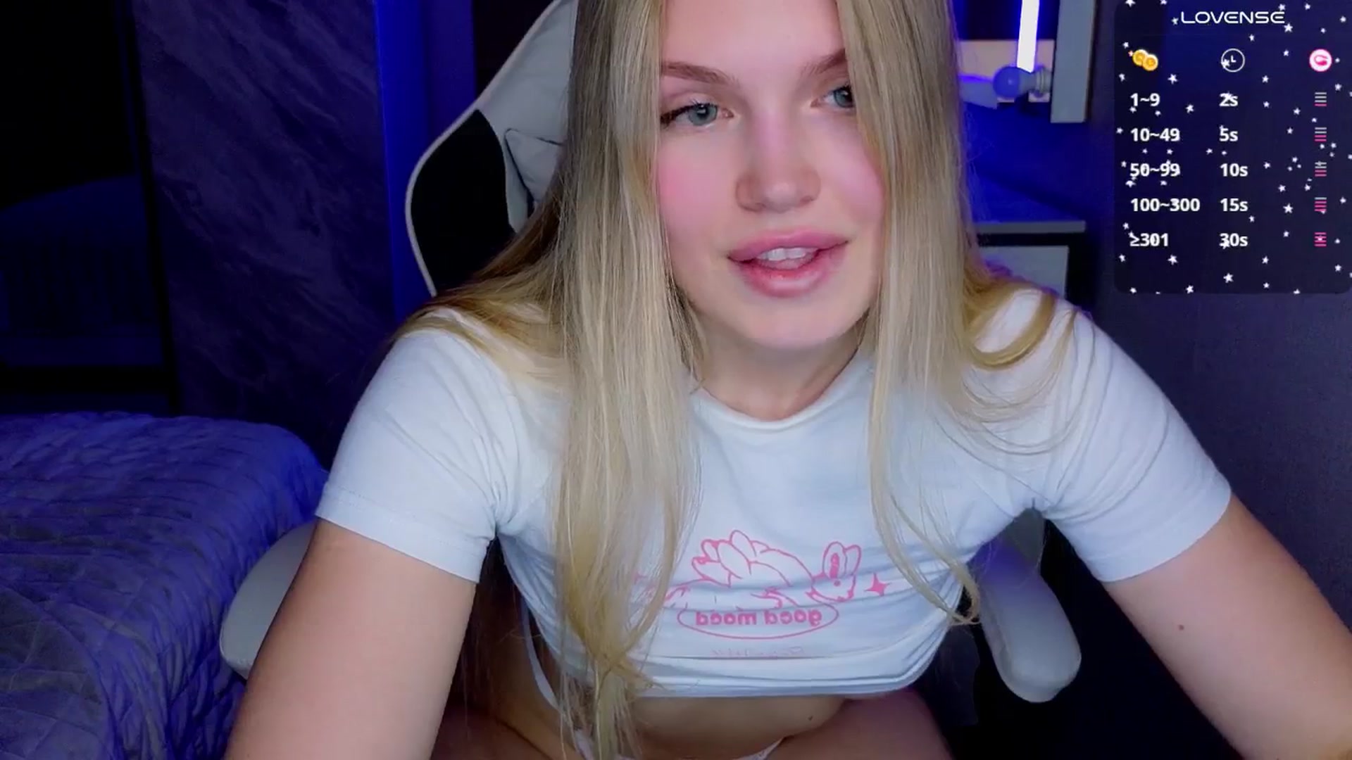 Gallery image thumbnail from Effie_Cute's myfreecams stream on, 04/04/2026, 13:06 image 13 of 20