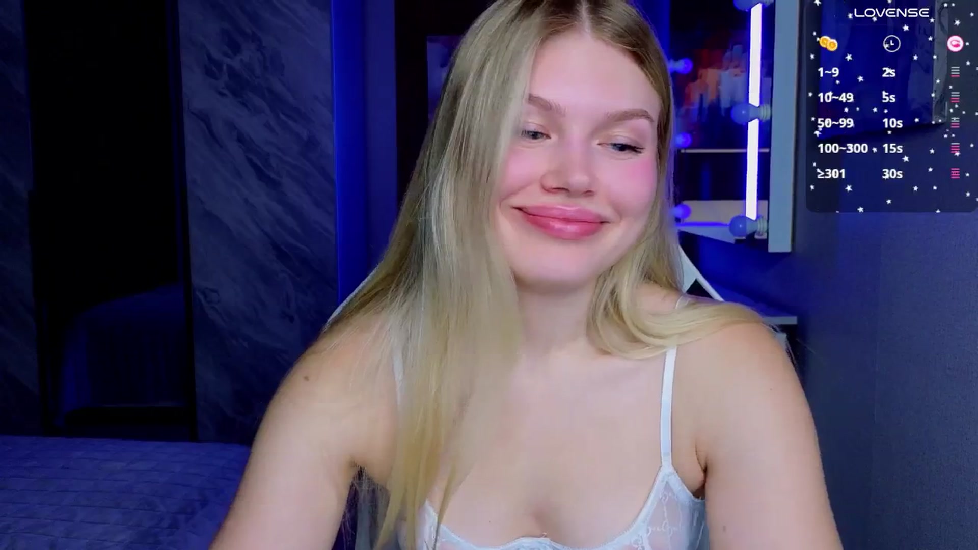 Gallery image thumbnail from Effie_Cute's myfreecams stream on, 04/18/2026, 15:05 image 18 of 20