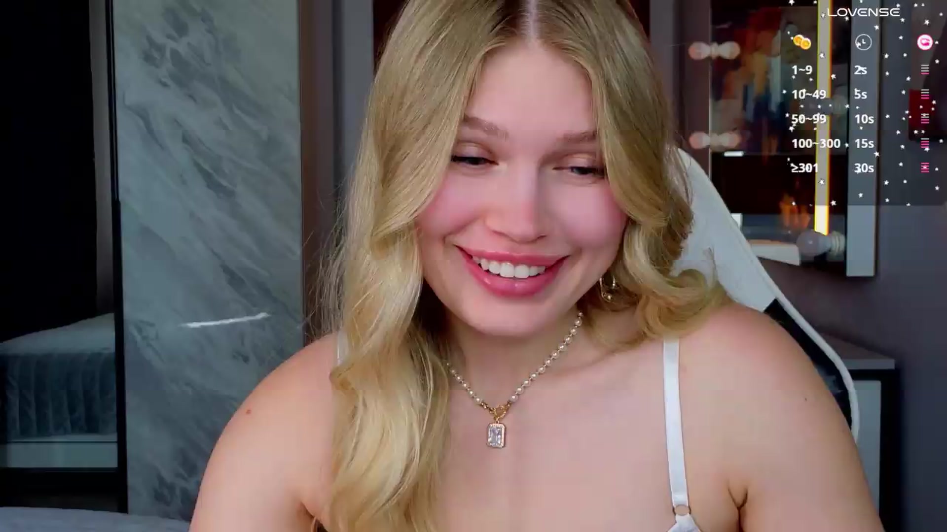 Gallery image thumbnail from Effie_Cute's myfreecams stream on, 05/19/2026, 10:11 image 7 of 20