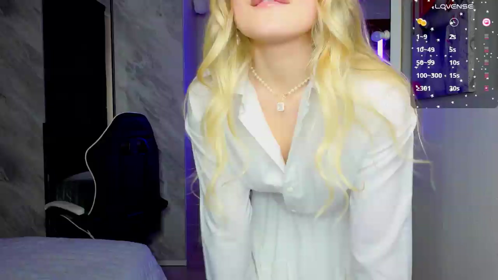 Gallery image thumbnail from Effie_Cute's myfreecams stream on, 05/19/2026, 11:33 image 1 of 20