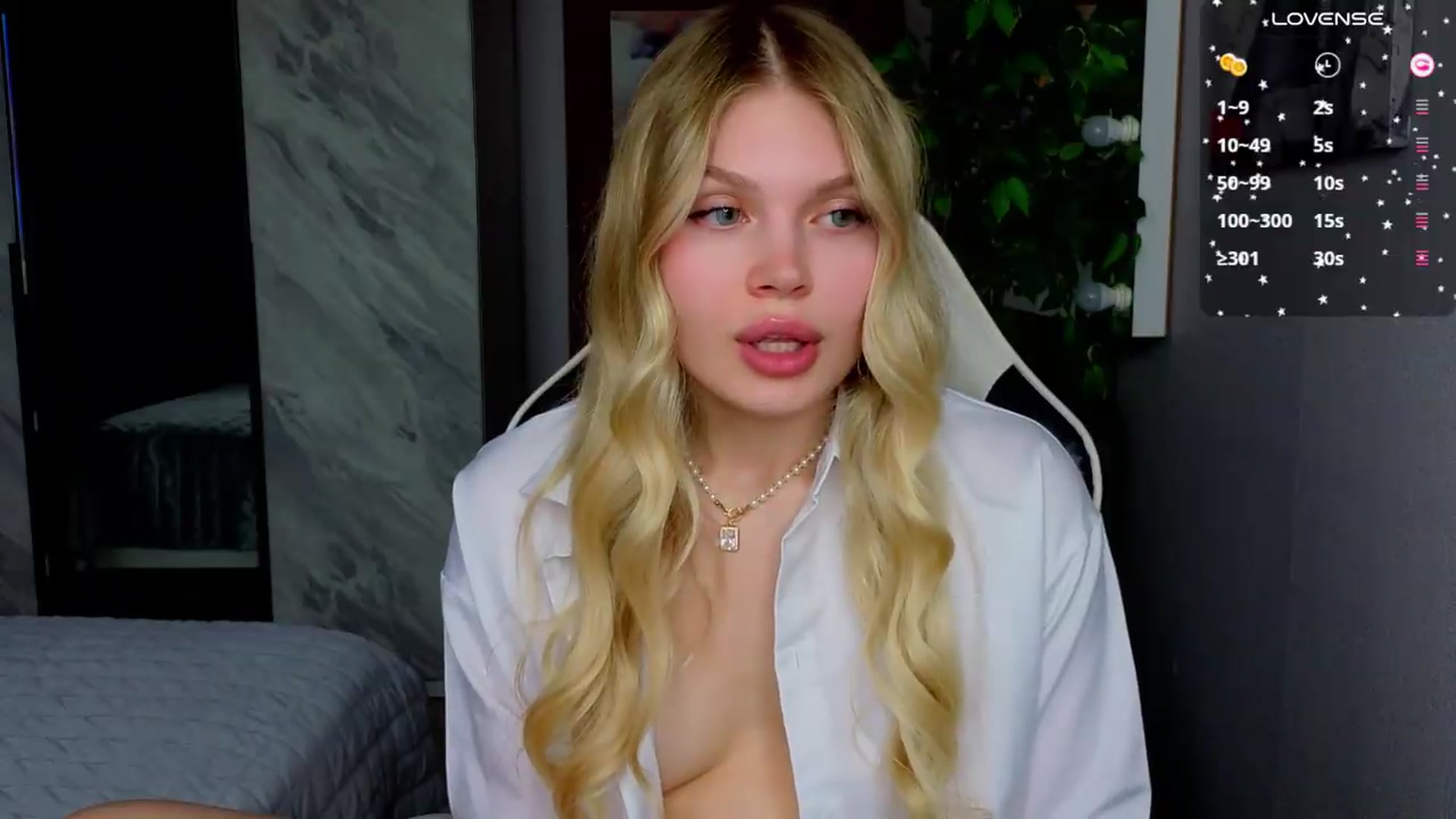 Gallery image thumbnail from Effie_Cute's myfreecams stream on, 05/21/2026, 11:59 image 5 of 20