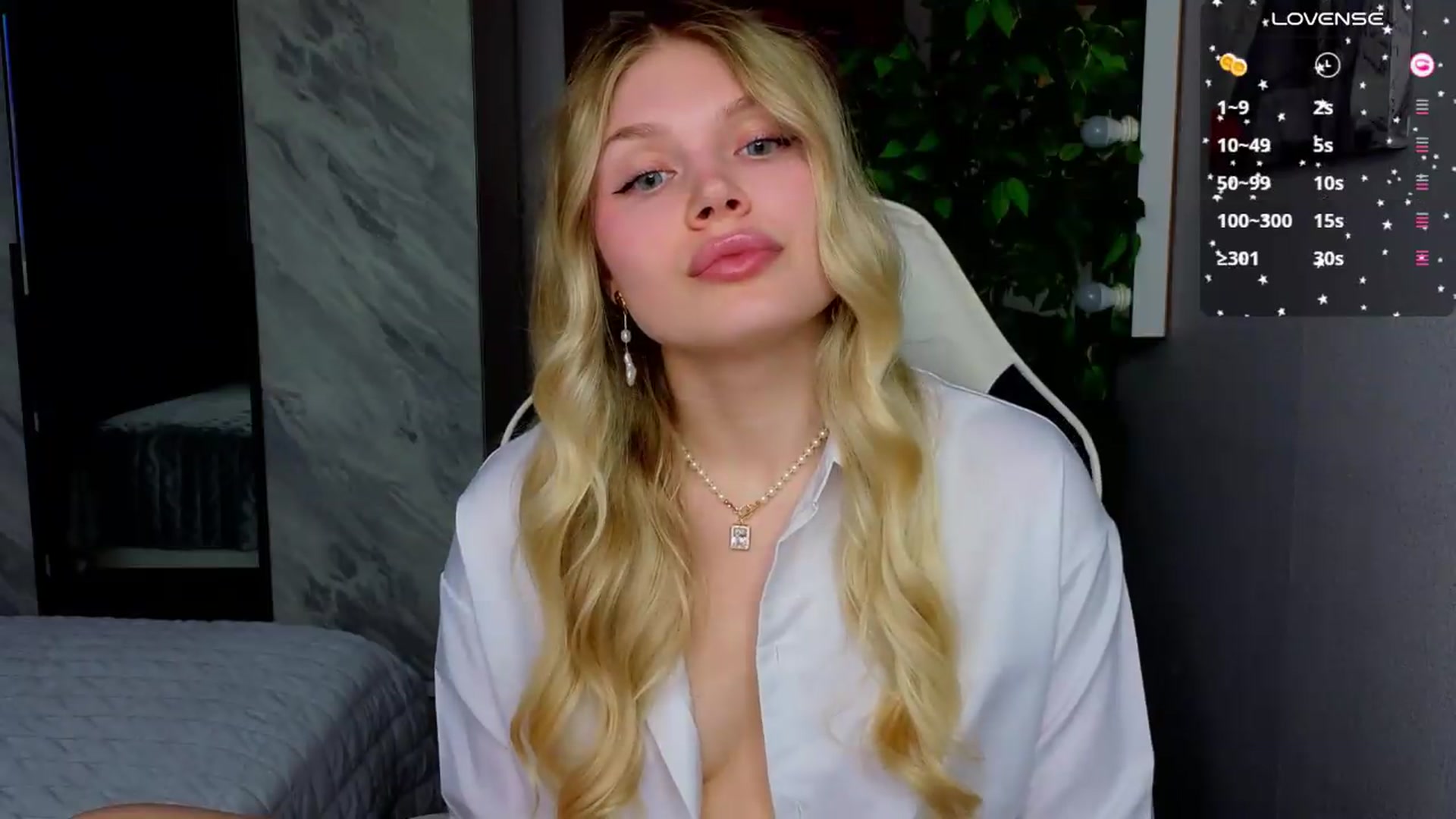 Gallery image thumbnail from Effie_Cute's myfreecams stream on, 05/21/2026, 11:59 image 6 of 20
