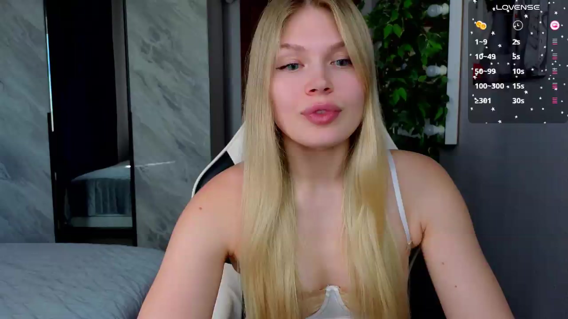 Gallery image thumbnail from Effie_Cute's myfreecams stream on, 05/26/2026, 10:27 image 5 of 20