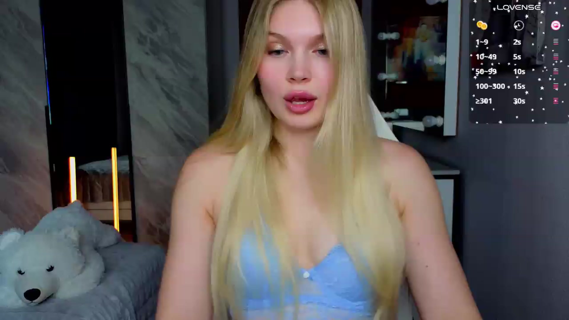 Gallery image thumbnail from Effie_Cute's myfreecams stream on, 06/25/2026, 11:32 image 1 of 20