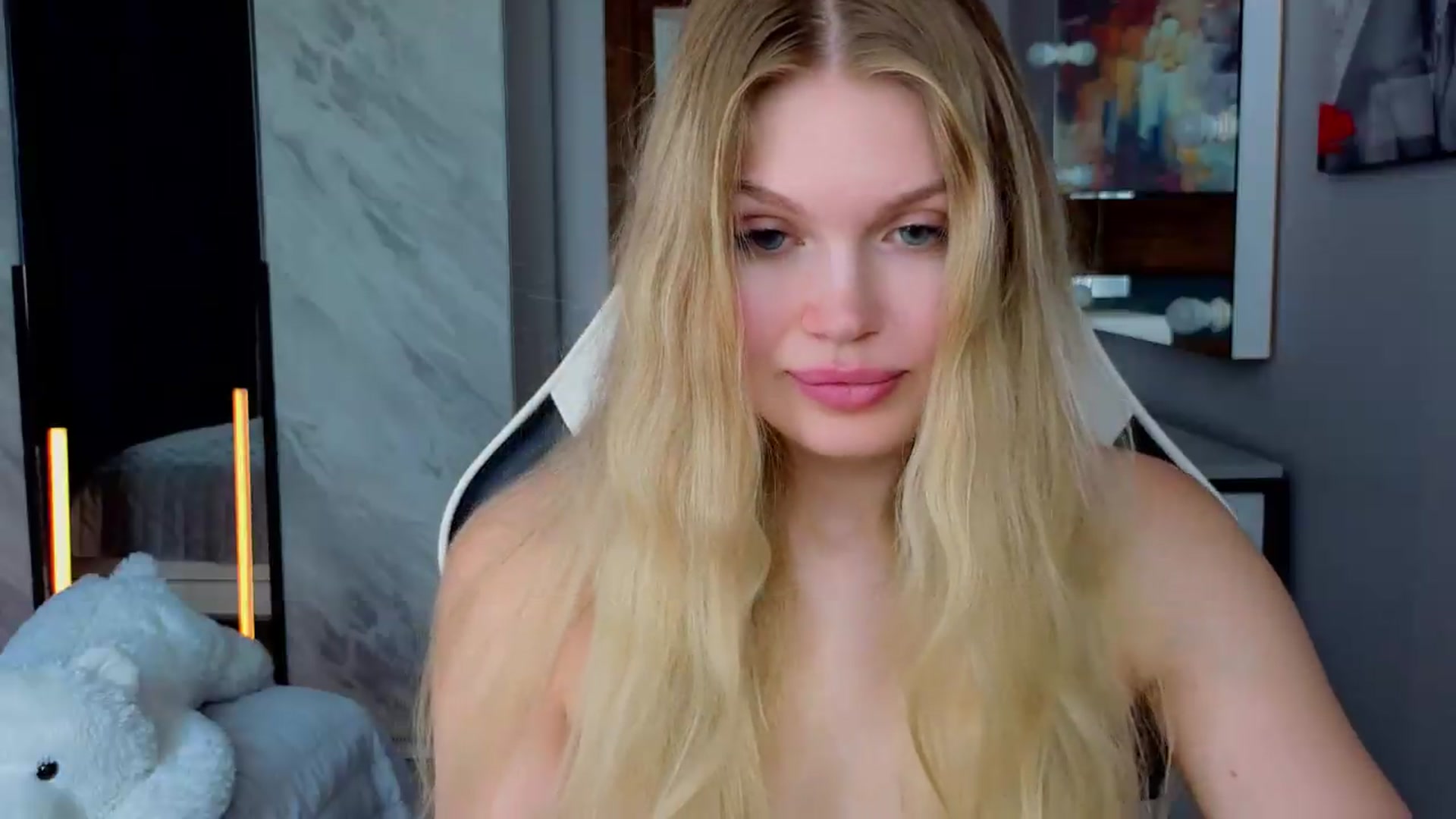 Gallery image thumbnail from Effie_Cute's myfreecams stream on, 06/29/2026, 08:12 image 20 of 20