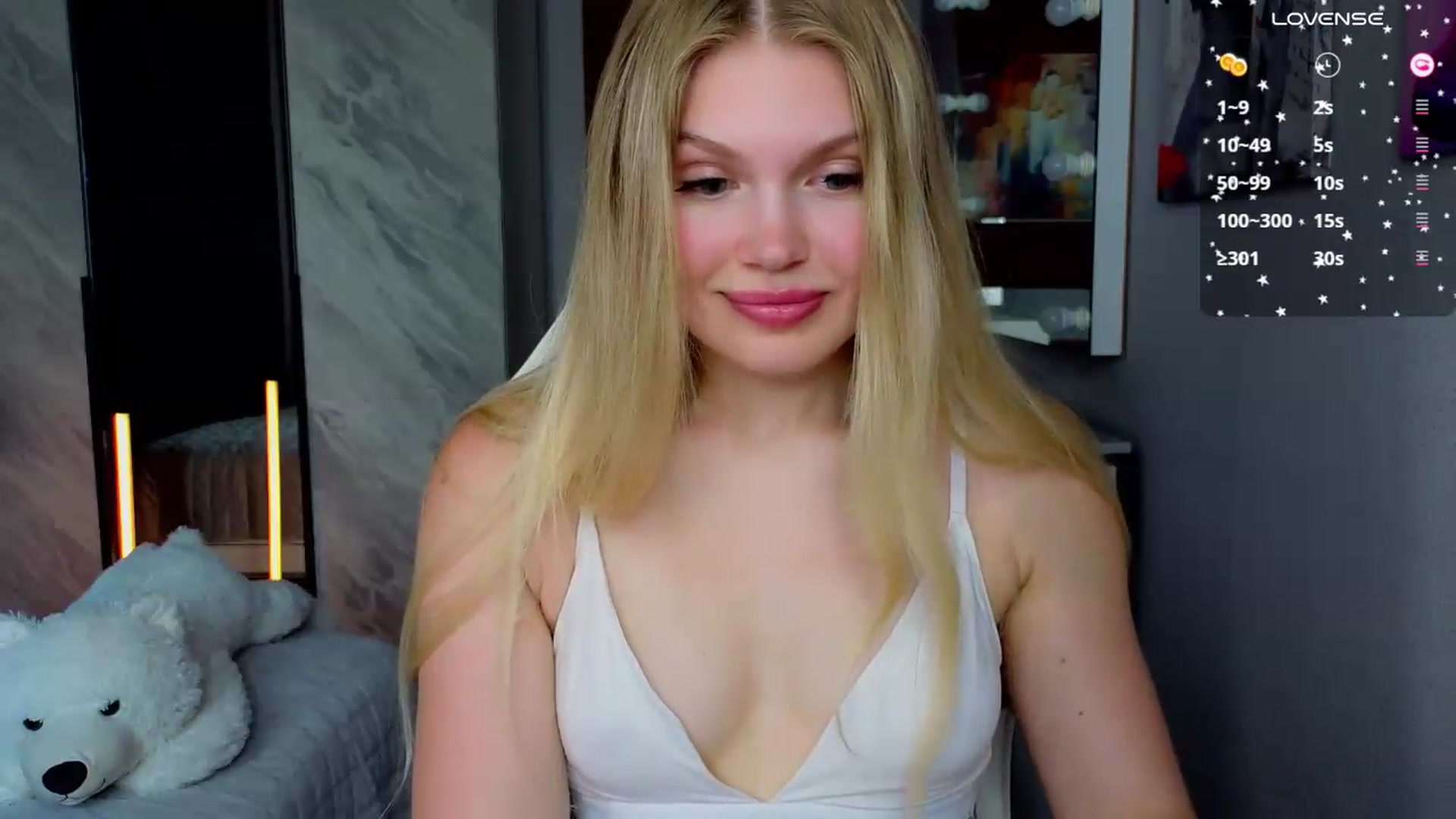 Gallery image thumbnail from Effie_Cute's myfreecams stream on, 07/07/2026, 07:48 image 12 of 20