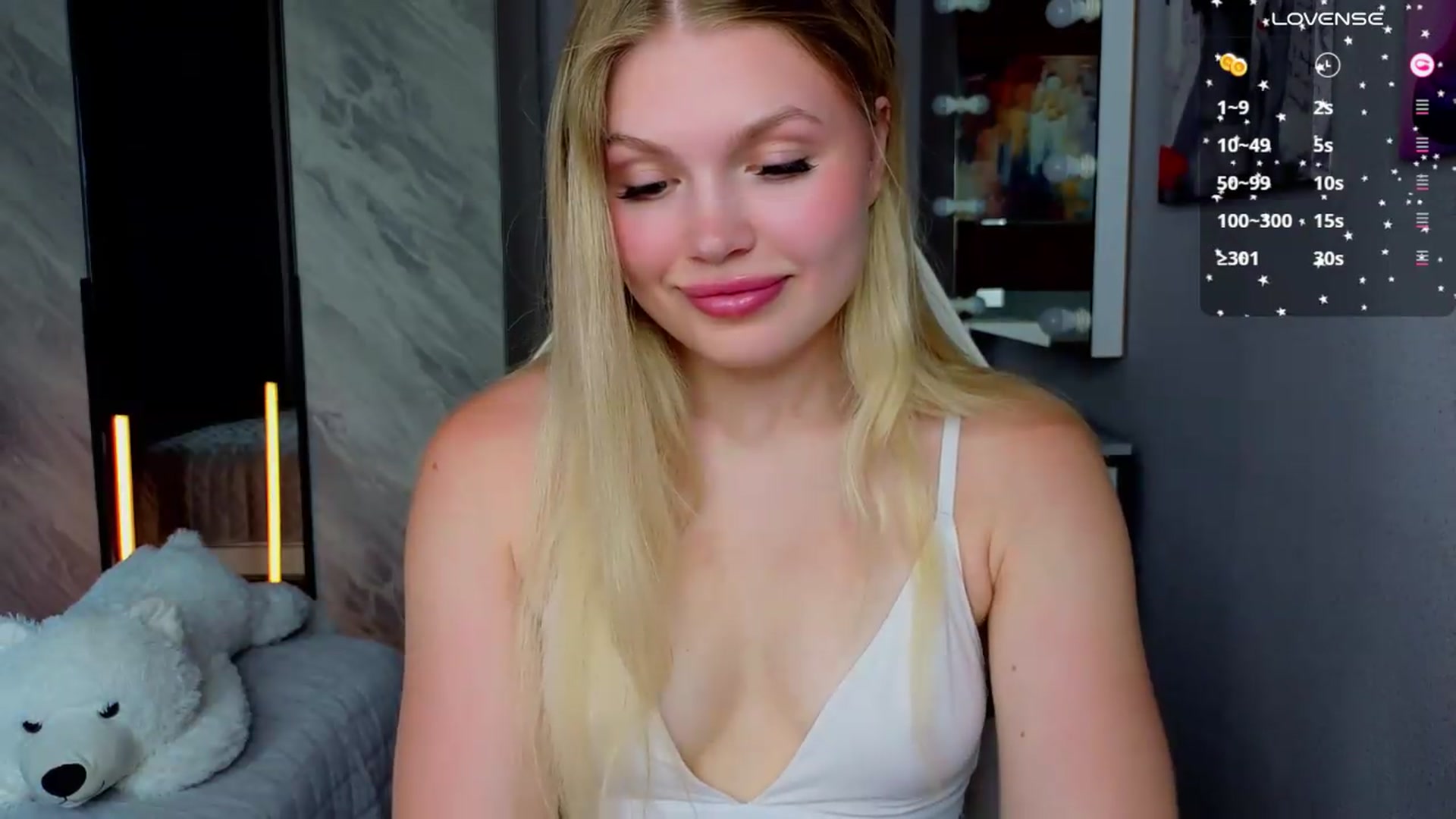 Gallery image thumbnail from Effie_Cute's myfreecams stream on, 07/07/2026, 07:48 image 8 of 20