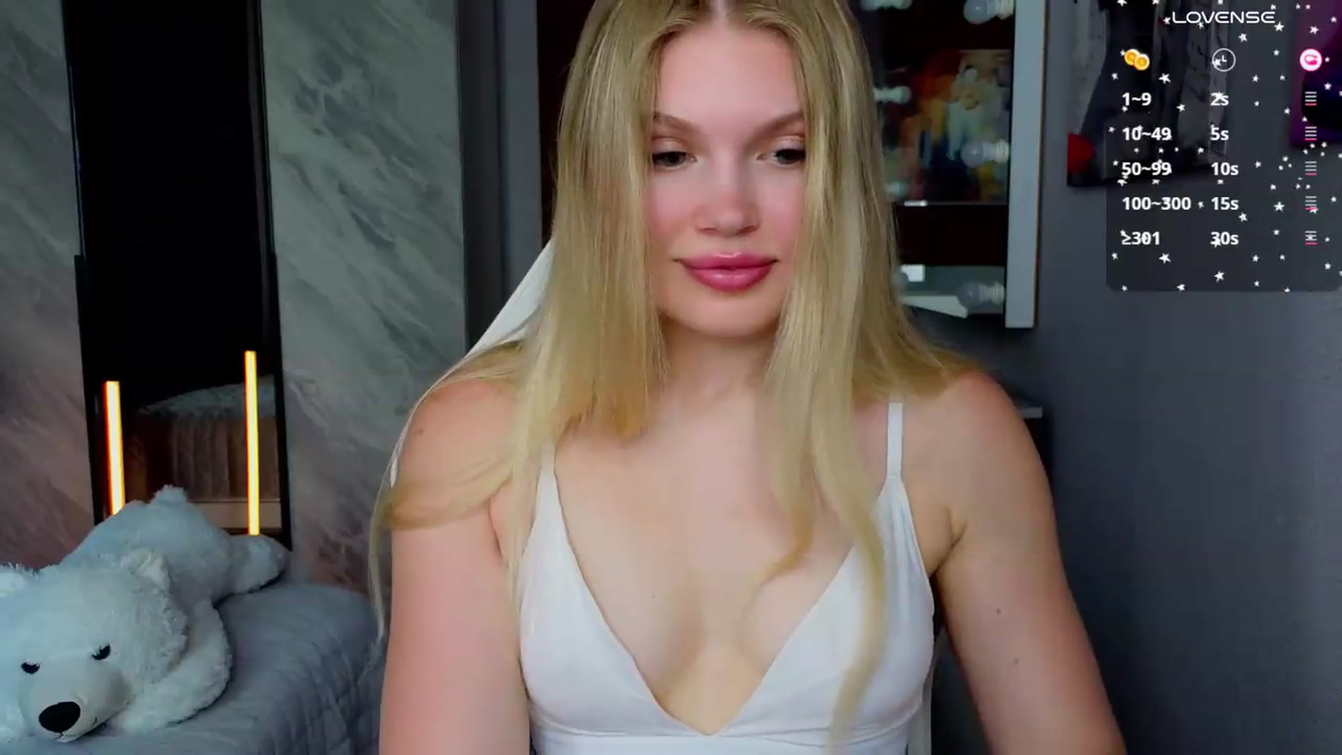 Gallery image thumbnail from Effie_Cute's myfreecams stream on, 07/07/2026, 07:48 image 11 of 20