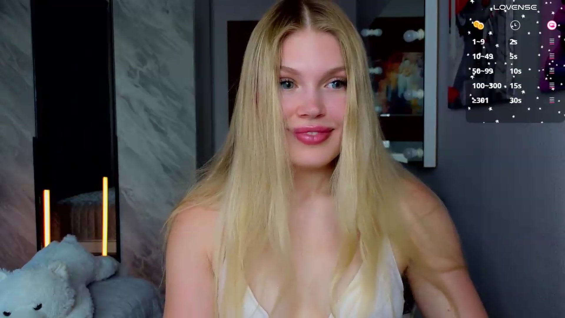 Gallery image thumbnail from Effie_Cute's myfreecams stream on, 07/07/2026, 07:48 image 17 of 20