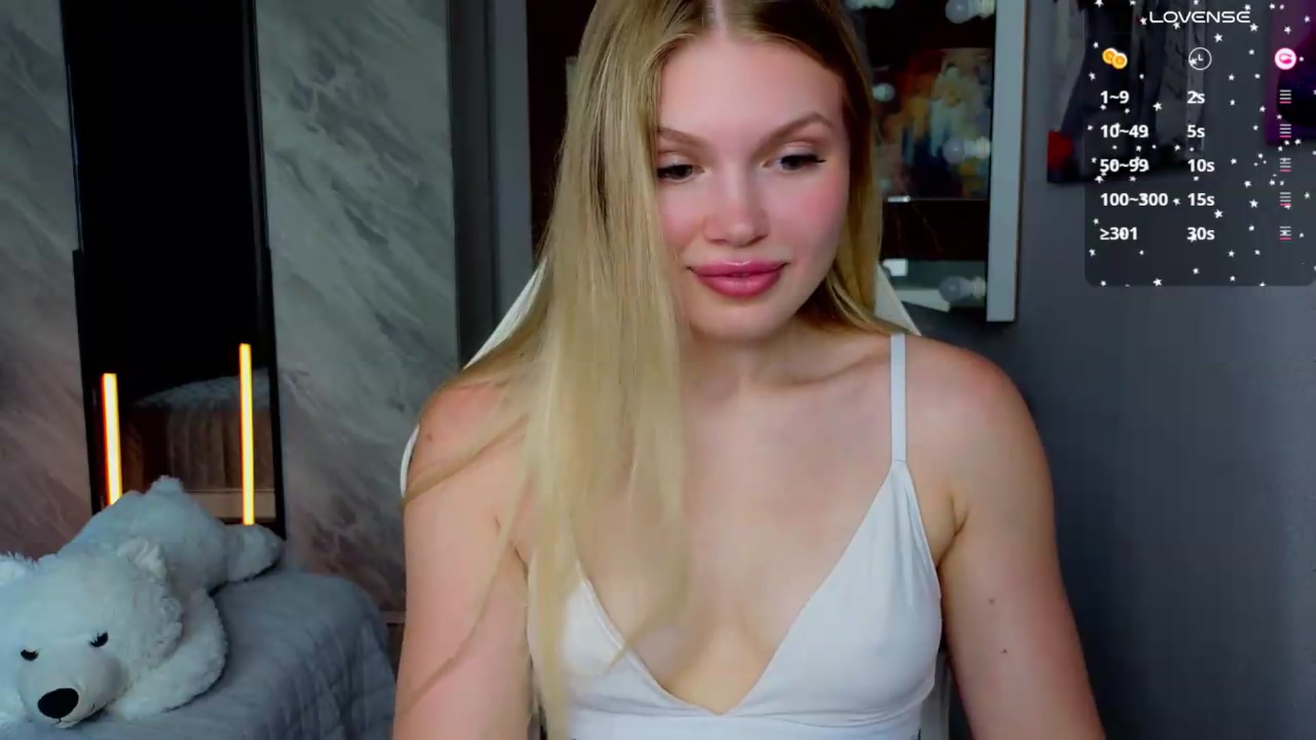 Gallery image thumbnail from Effie_Cute's myfreecams stream on, 07/07/2026, 07:48 image 14 of 20