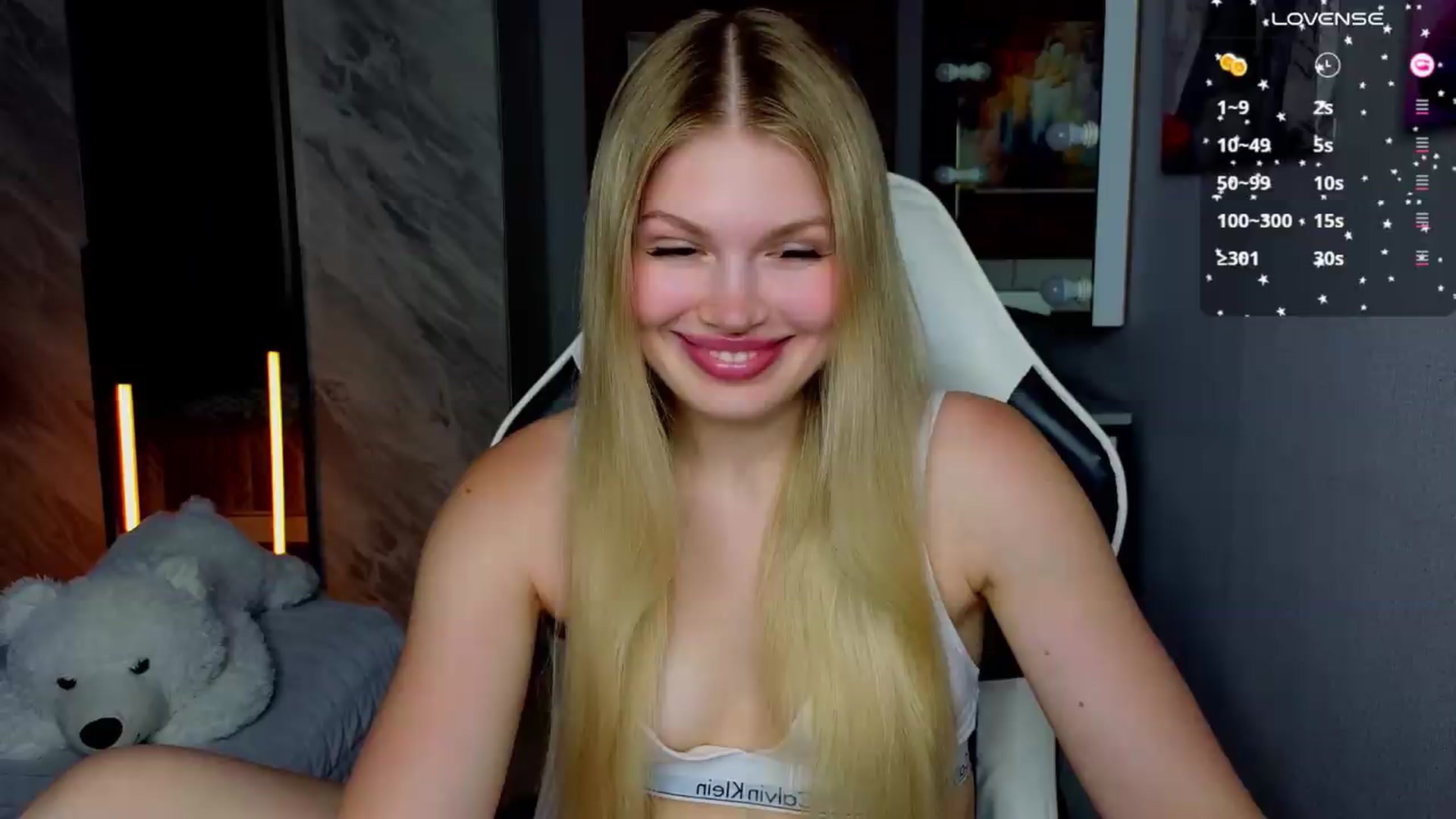 Gallery image thumbnail from Effie_Cute's myfreecams stream on, 07/07/2026, 10:49 image 1 of 20