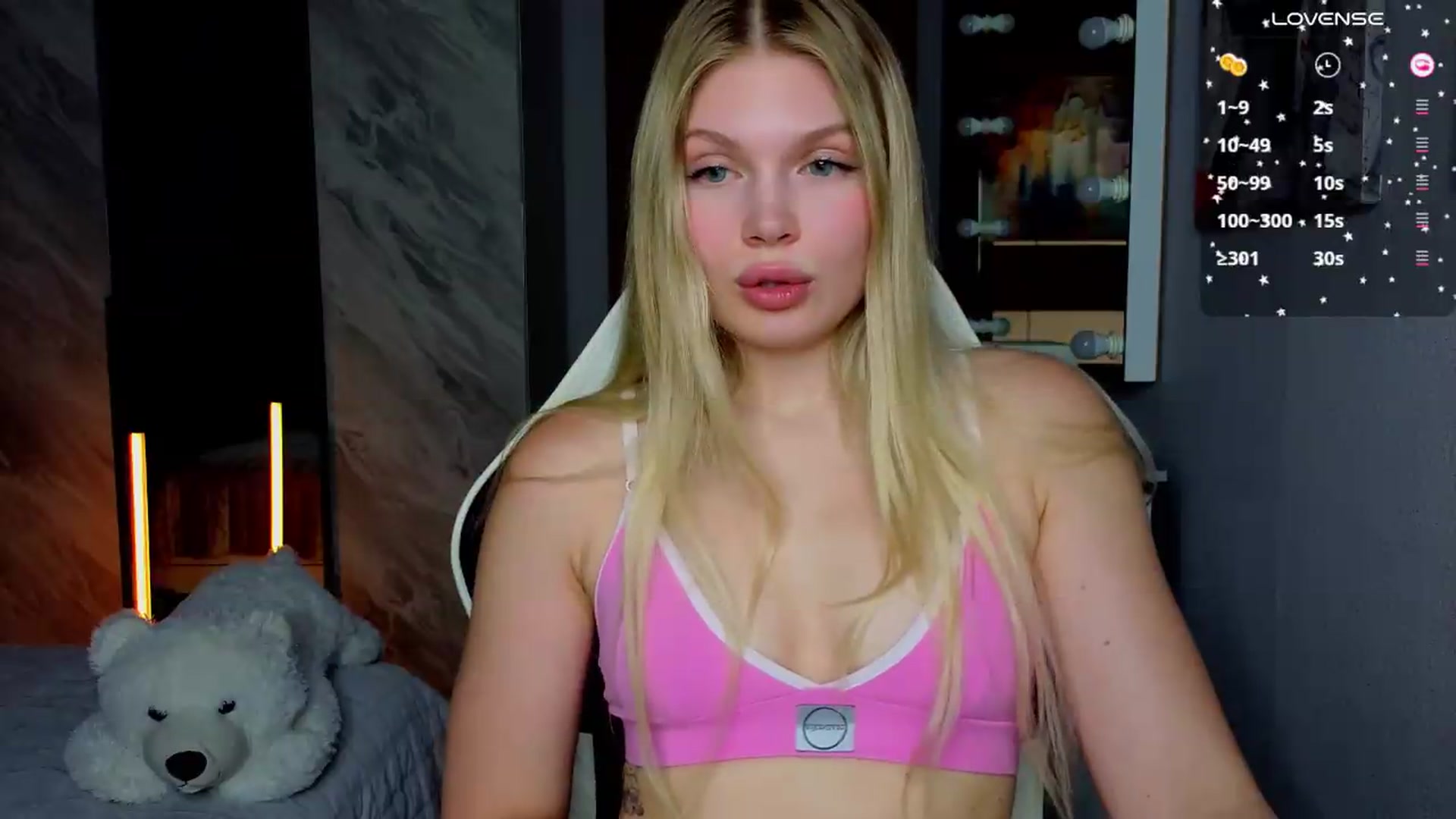 Gallery image thumbnail from Effie_Cute's myfreecams stream on, 07/13/2026, 13:23 image 16 of 20