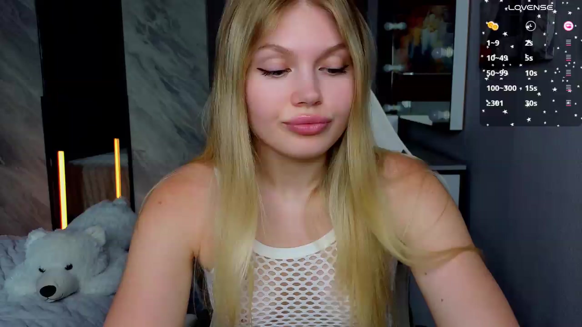 Gallery image thumbnail from Effie_Cute's myfreecams stream on, 07/16/2026, 09:32 image 16 of 20