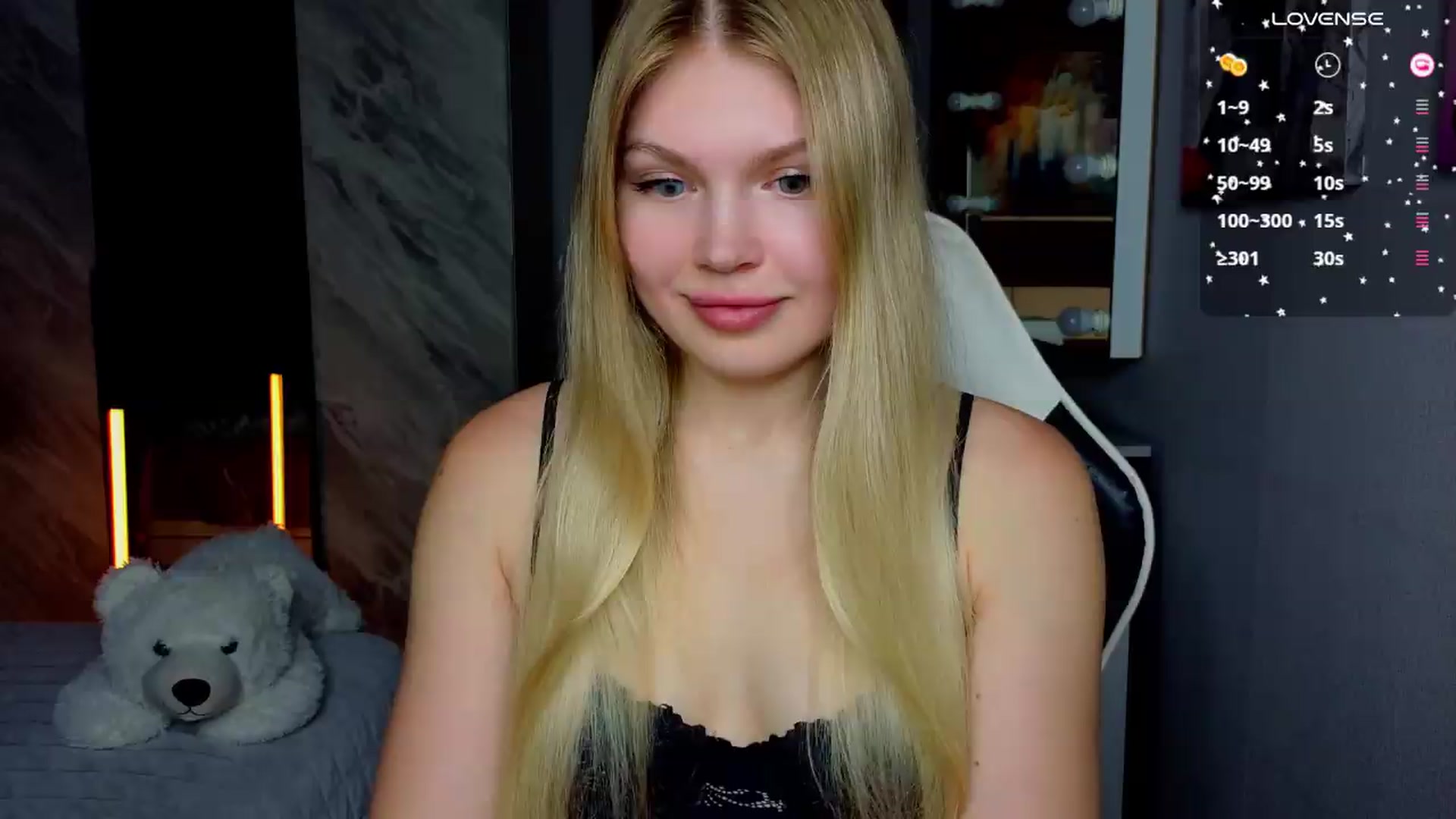 Gallery image thumbnail from Effie_Cute's myfreecams stream on, 07/20/2026, 14:25 image 16 of 20
