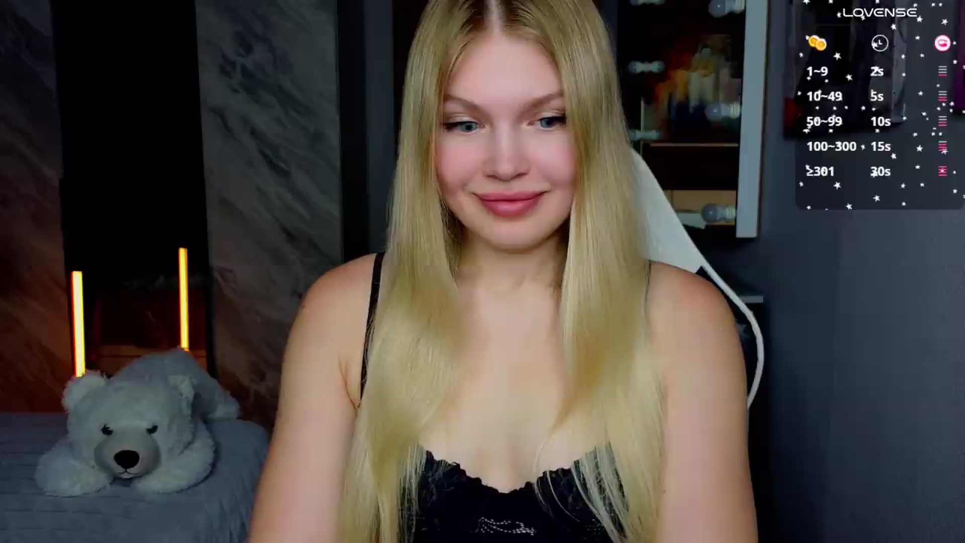 Gallery image thumbnail from Effie_Cute's myfreecams stream on, 07/20/2026, 14:25 image 9 of 20