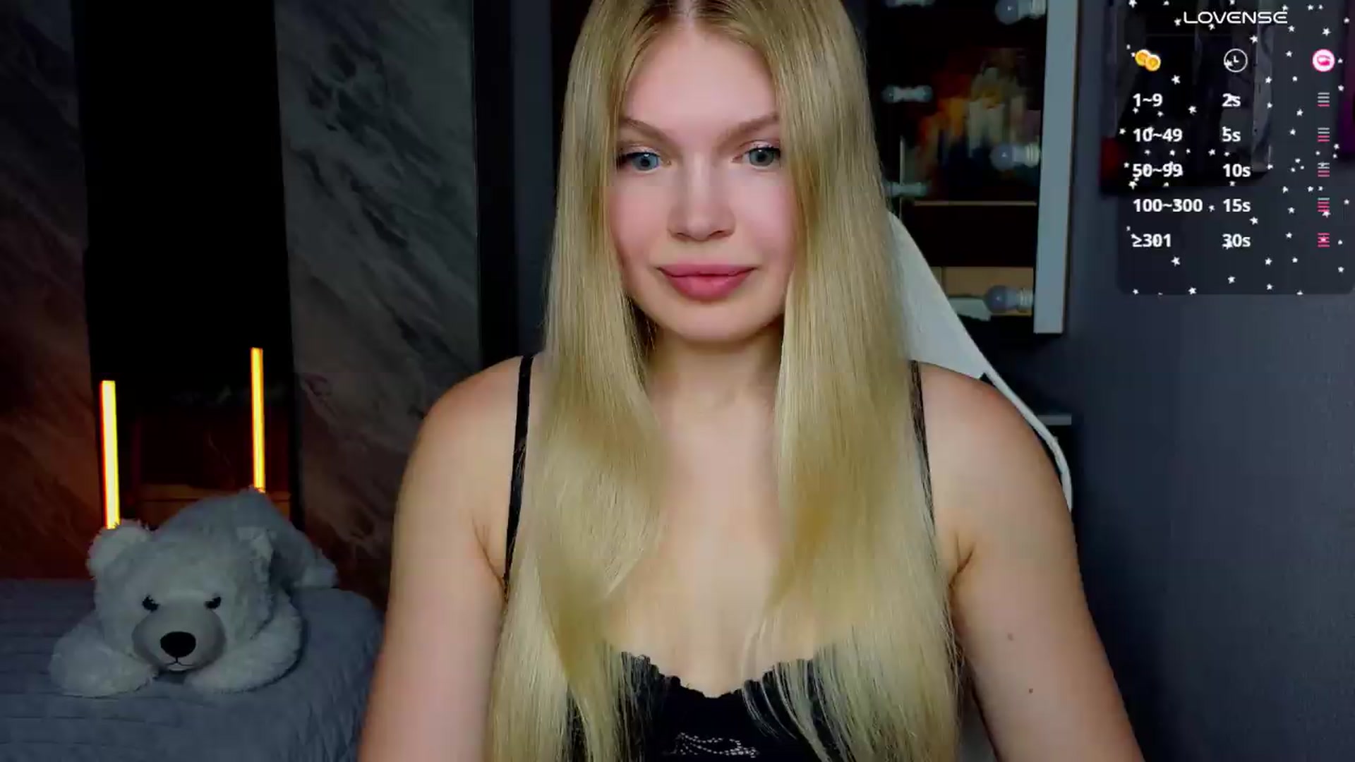 Gallery image thumbnail from Effie_Cute's myfreecams stream on, 07/20/2026, 14:25 image 11 of 20