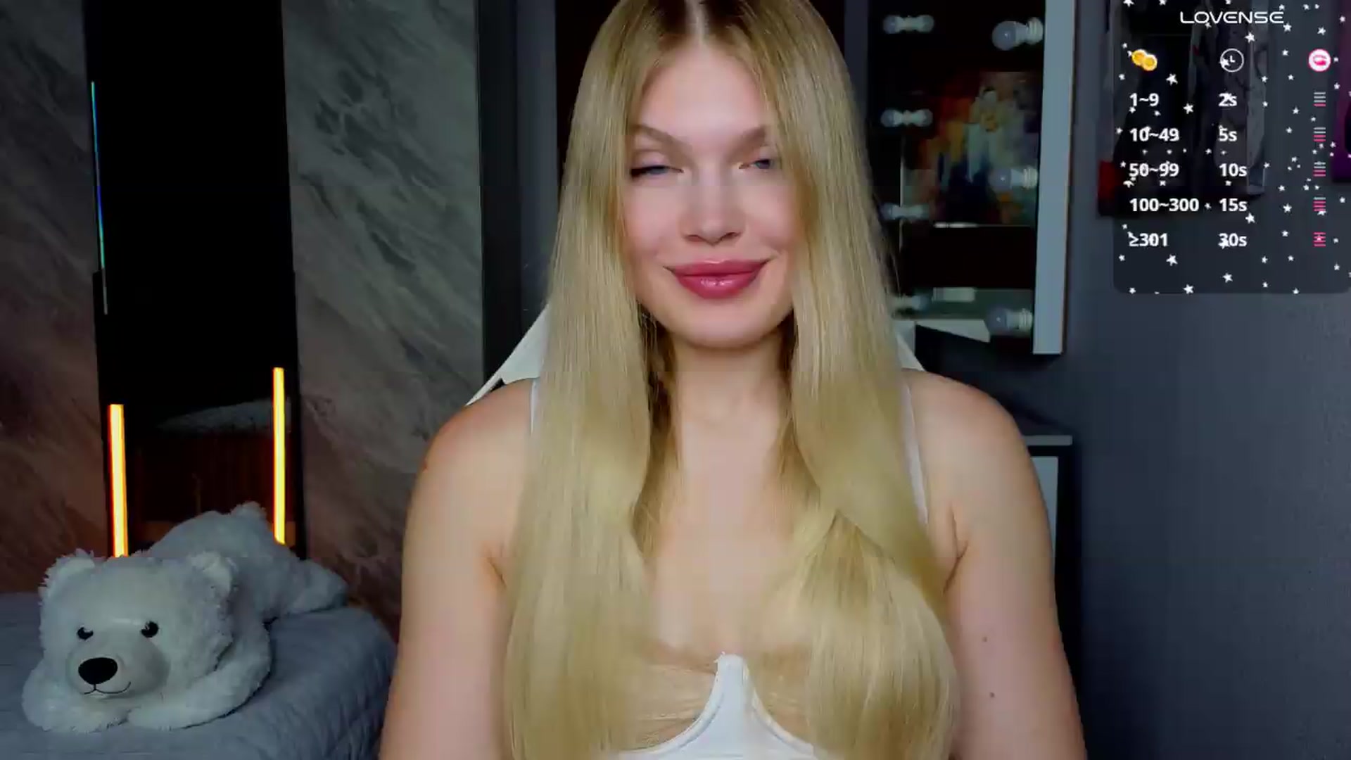 Gallery image thumbnail from Effie_Cute's myfreecams stream on, 07/22/2026, 06:53 image 1 of 20
