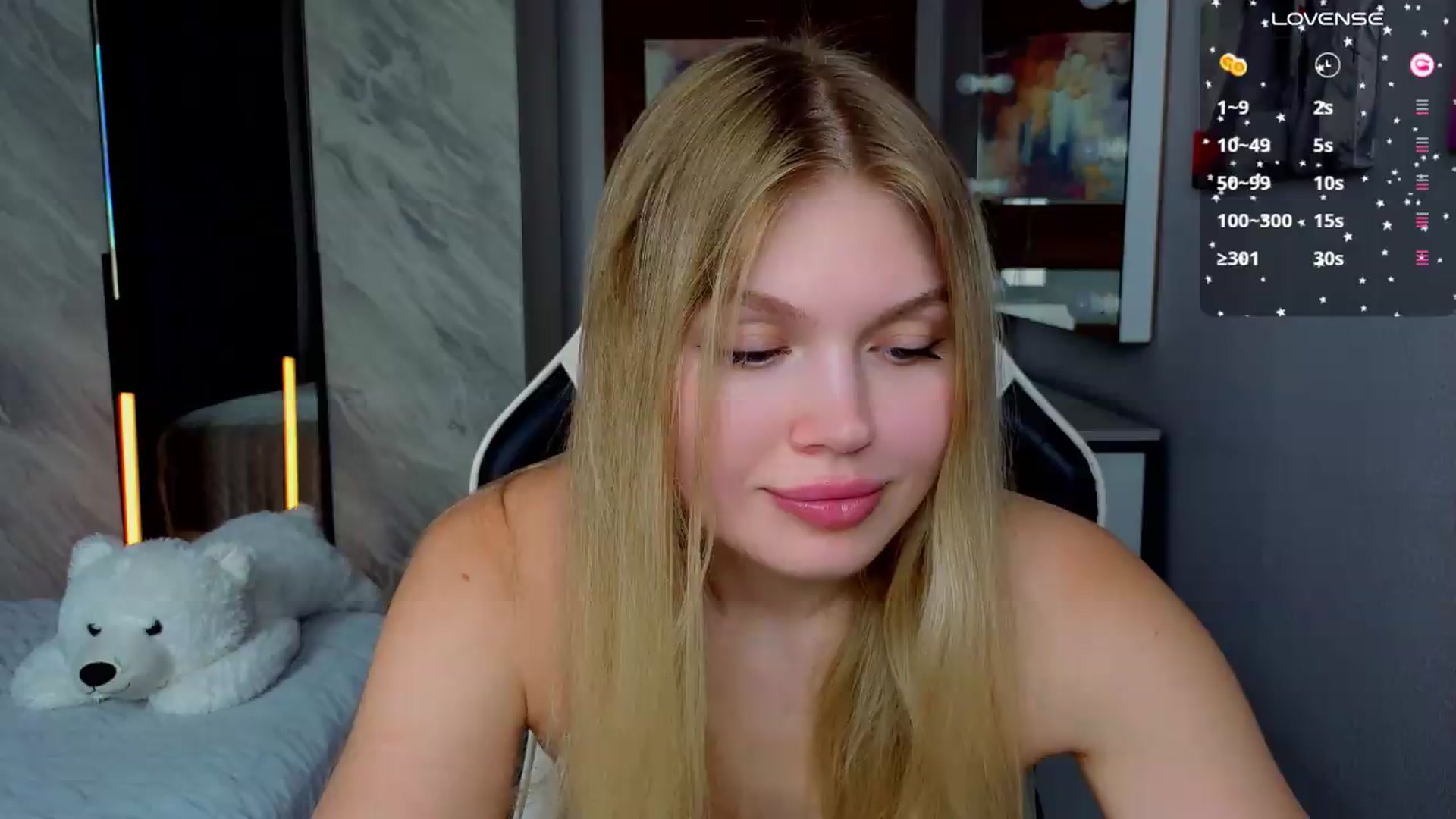 Gallery image thumbnail from Effie_Cute's myfreecams stream on, 07/23/2026, 07:24 image 1 of 20