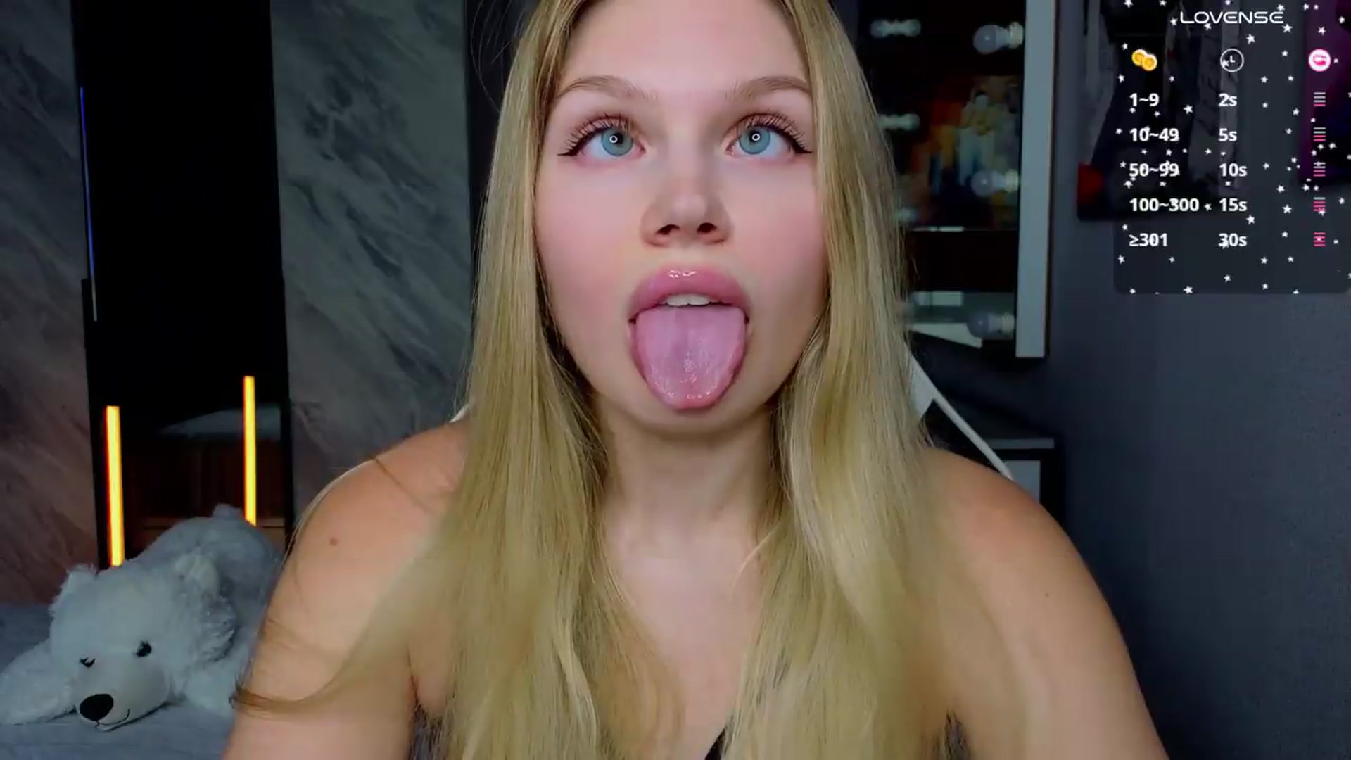 Gallery image thumbnail from Effie_Cute's myfreecams stream on, 07/26/2026, 09:36 image 9 of 20