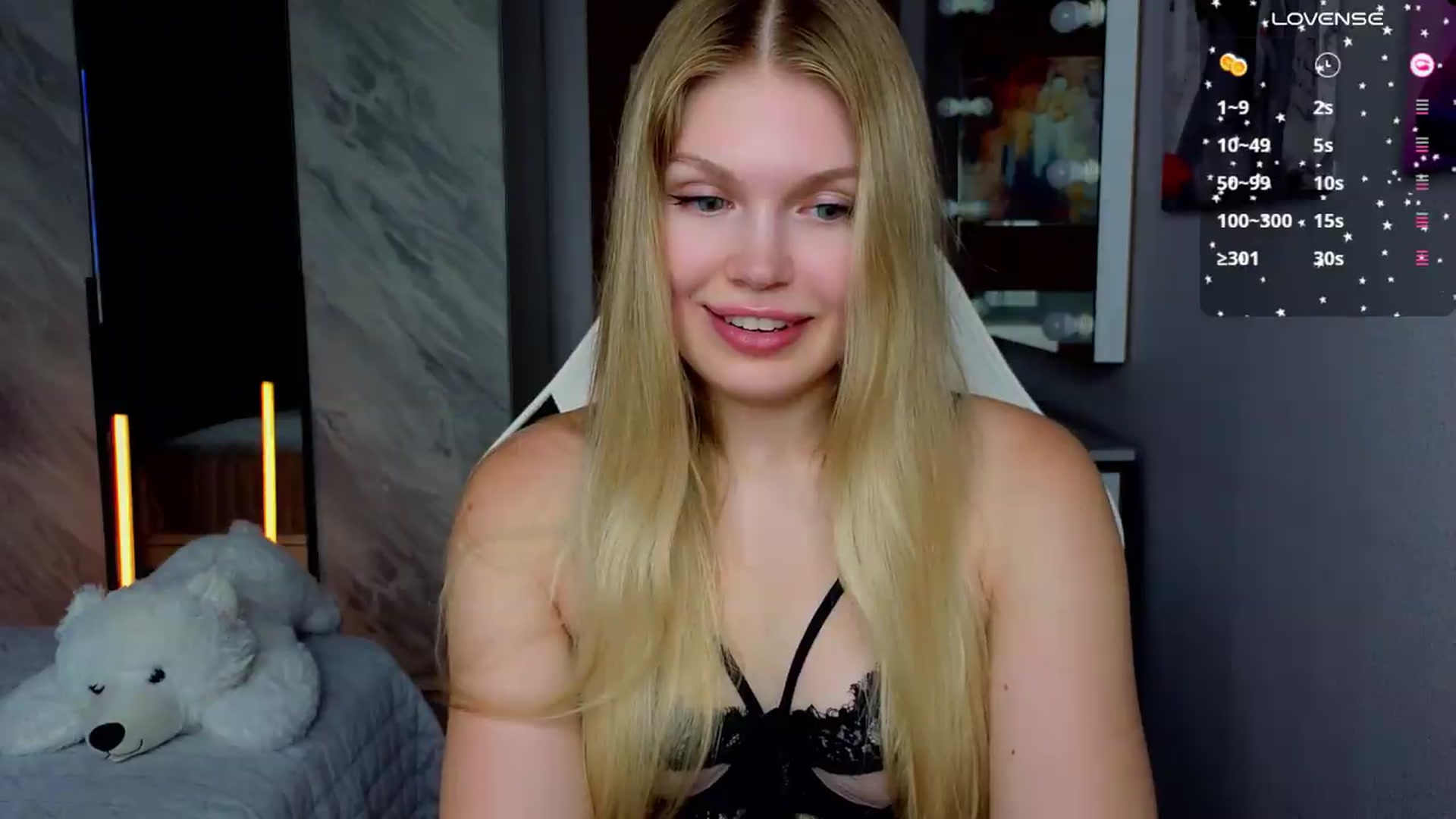 Gallery image thumbnail from Effie_Cute's myfreecams stream on, 07/26/2026, 09:36 image 10 of 20