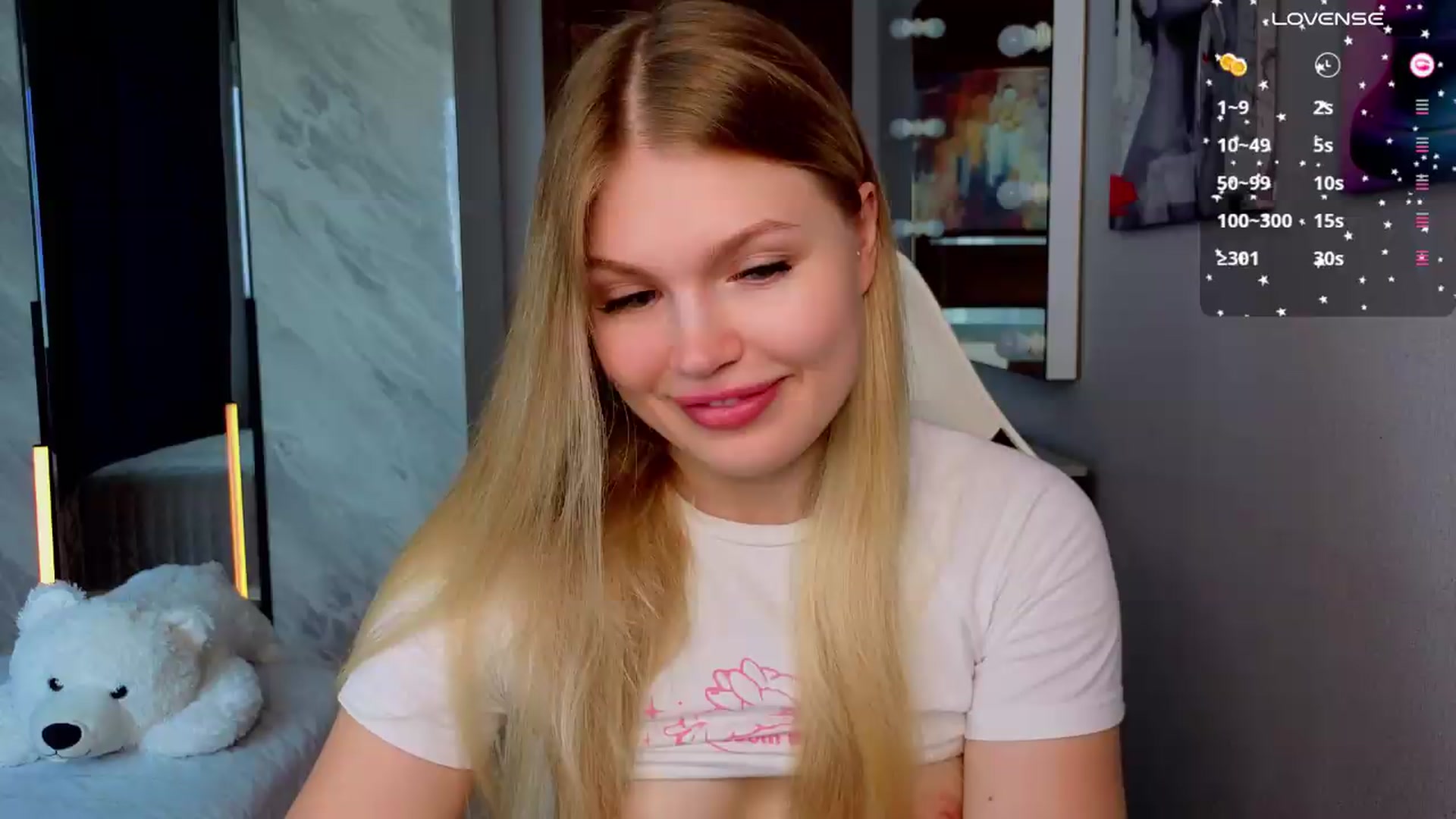 Gallery image thumbnail from Effie_Cute's myfreecams stream on, 08/04/2026, 06:21 image 6 of 20