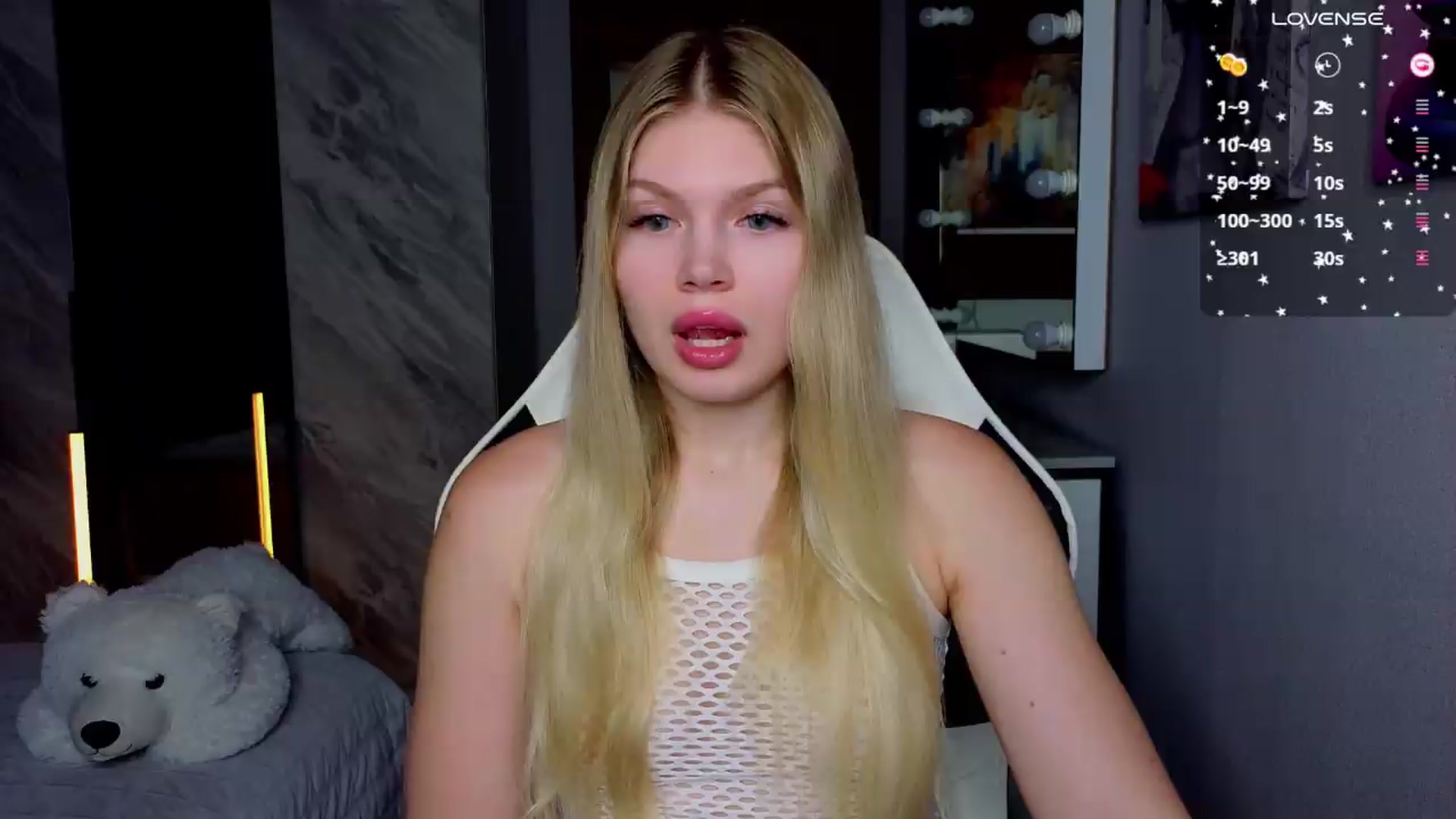Gallery image thumbnail from Effie_Cute's myfreecams stream on, 08/05/2026, 12:23 image 2 of 20