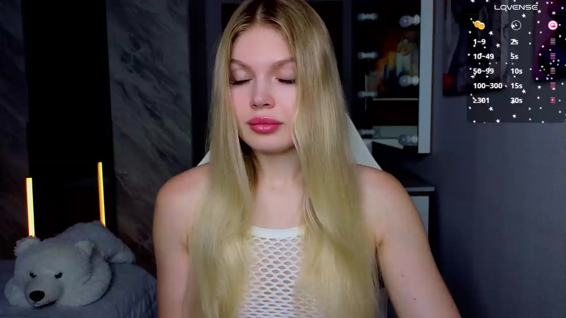 Gallery image thumbnail from Effie_Cute's myfreecams stream on, 08/05/2026, 12:23 image 6 of 20