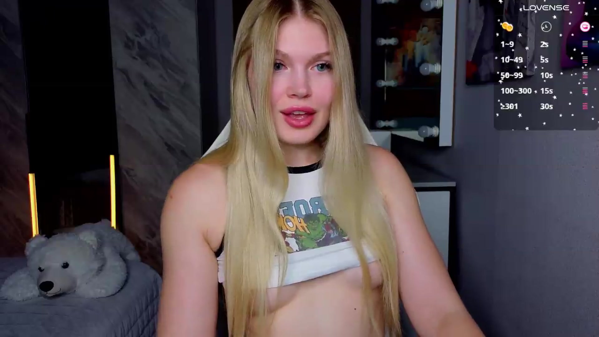 Gallery image thumbnail from Effie_Cute's myfreecams stream on, 08/09/2026, 12:09 image 19 of 20