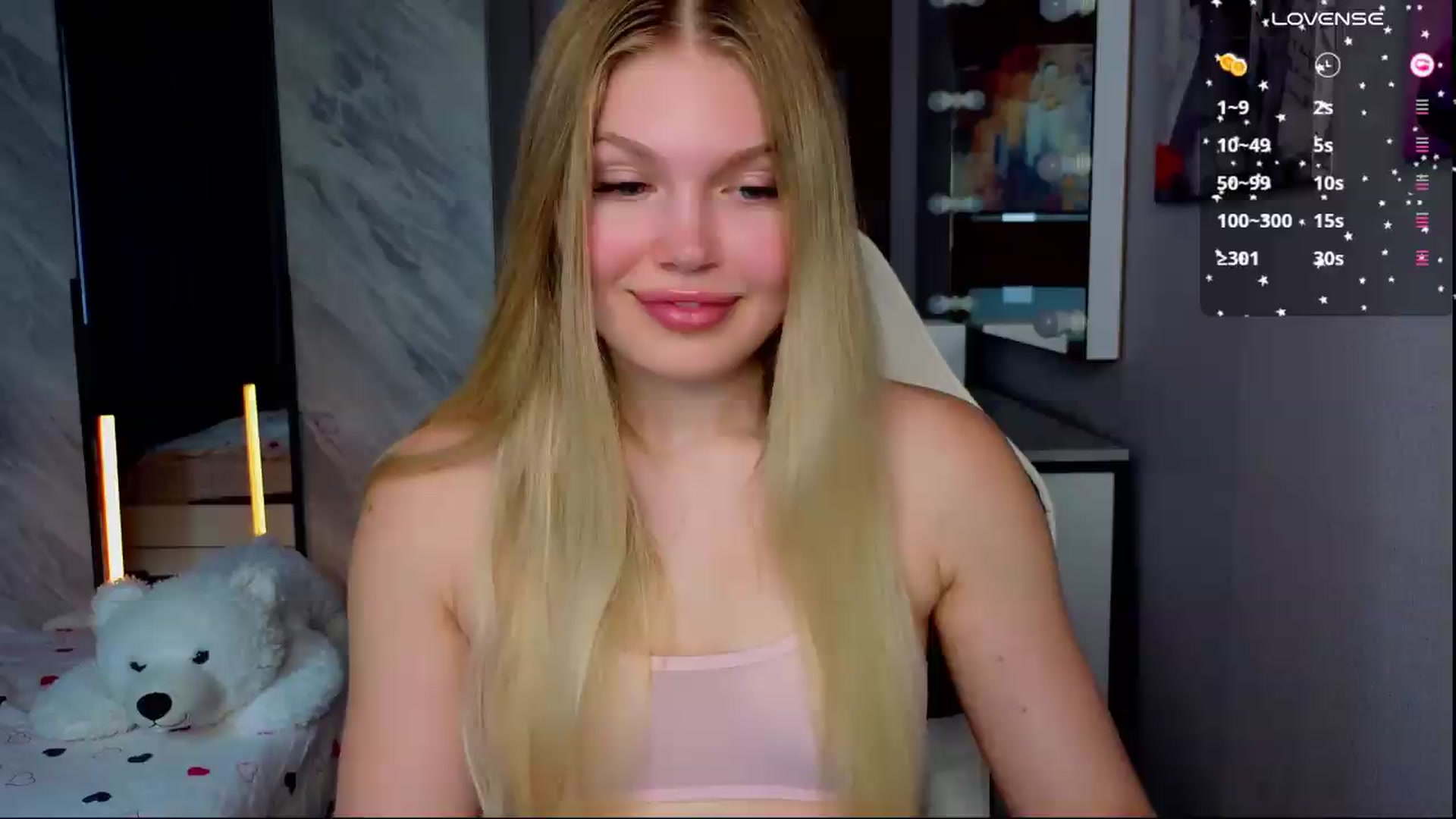Gallery image thumbnail from Effie_Cute's myfreecams stream on, 08/19/2026, 04:45 image 18 of 20