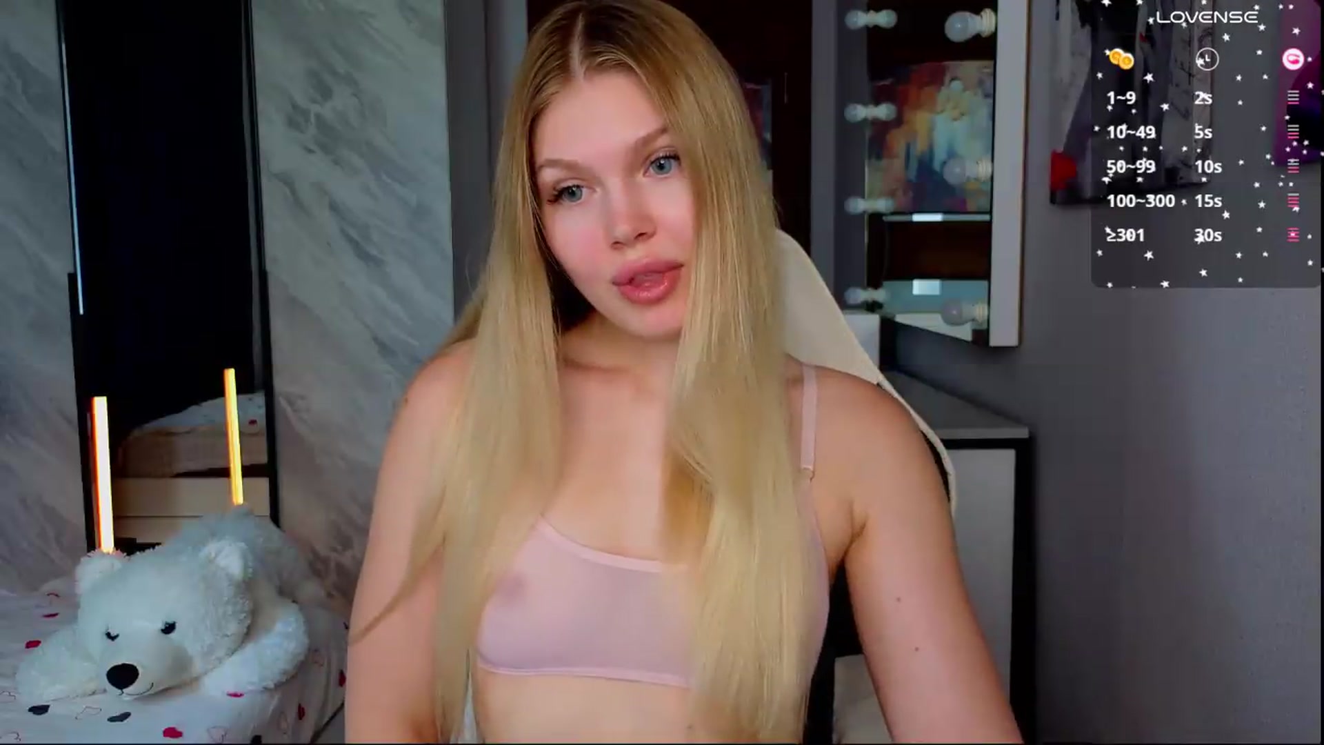 Gallery image thumbnail from Effie_Cute's myfreecams stream on, 08/19/2026, 06:17 image 9 of 20