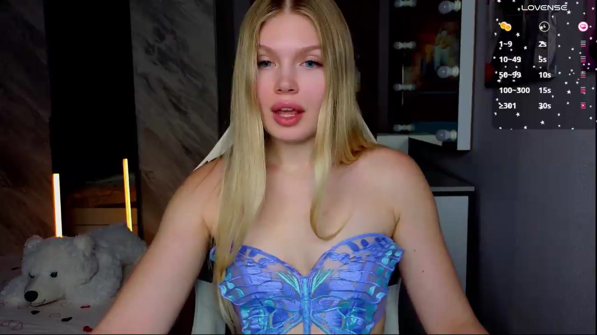 Gallery image thumbnail from Effie_Cute's myfreecams stream on, 08/20/2026, 10:23 image 14 of 20