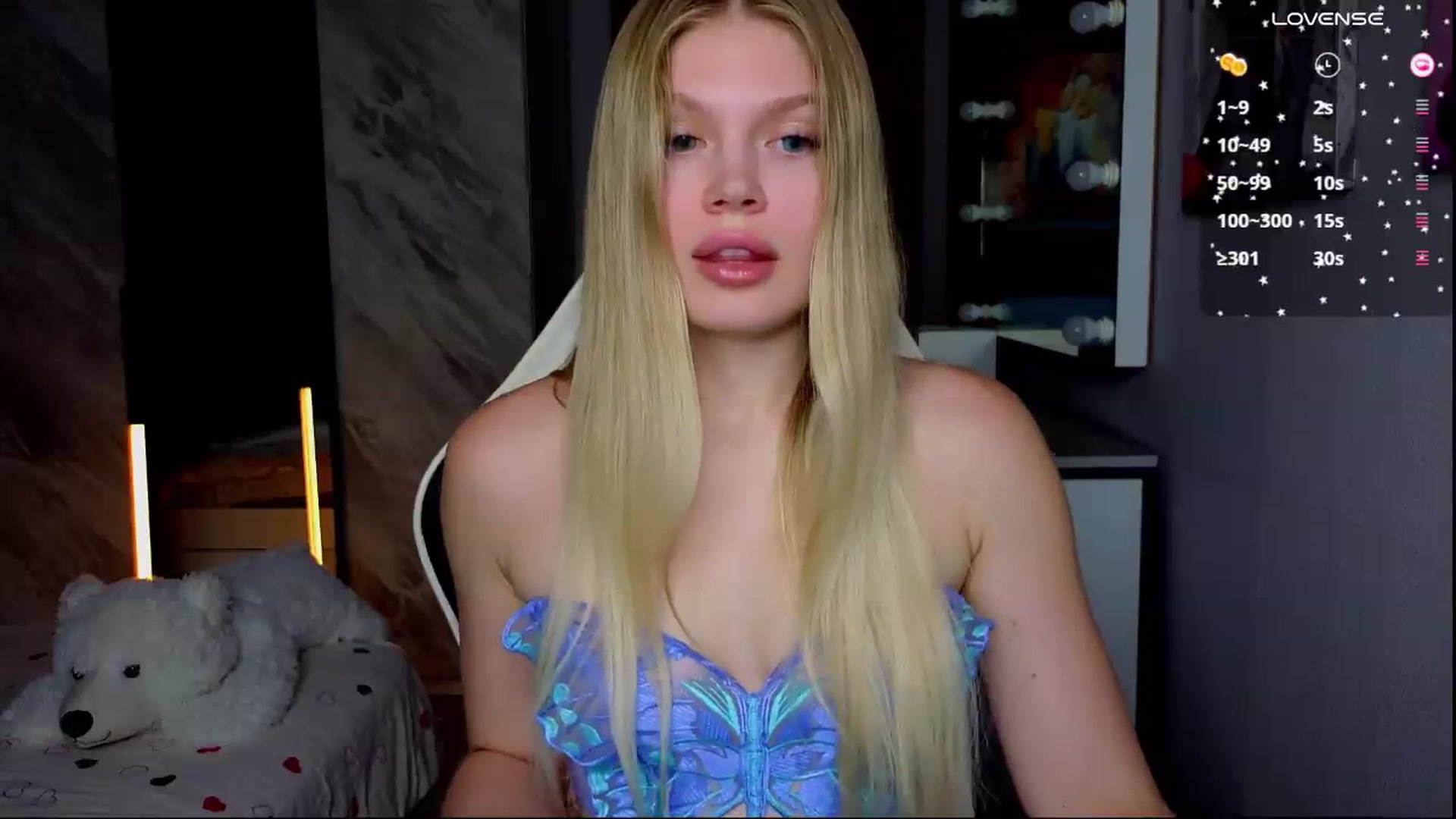 Gallery image thumbnail from Effie_Cute's myfreecams stream on, 08/20/2026, 10:23 image 12 of 20