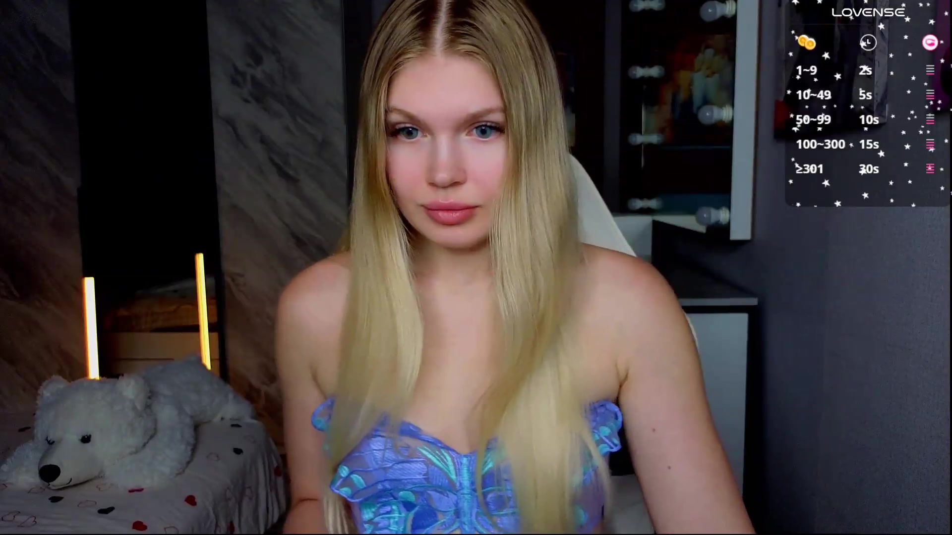 Gallery image thumbnail from Effie_Cute's myfreecams stream on, 08/20/2026, 11:30 image 3 of 20